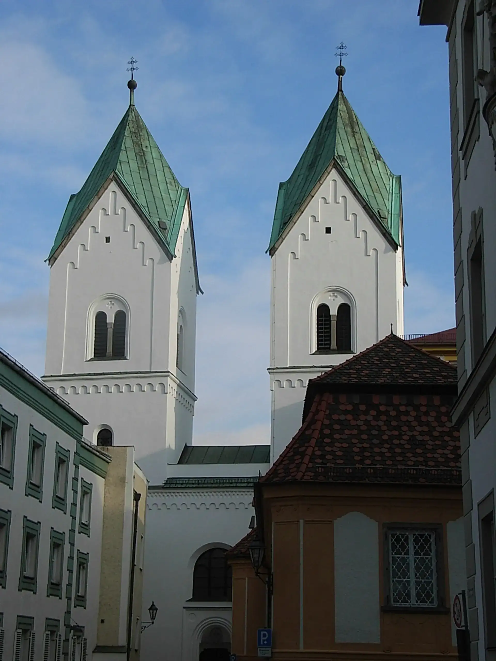 Kloster Niedernburg Passau: Tomb of Queen Gisela - Passau