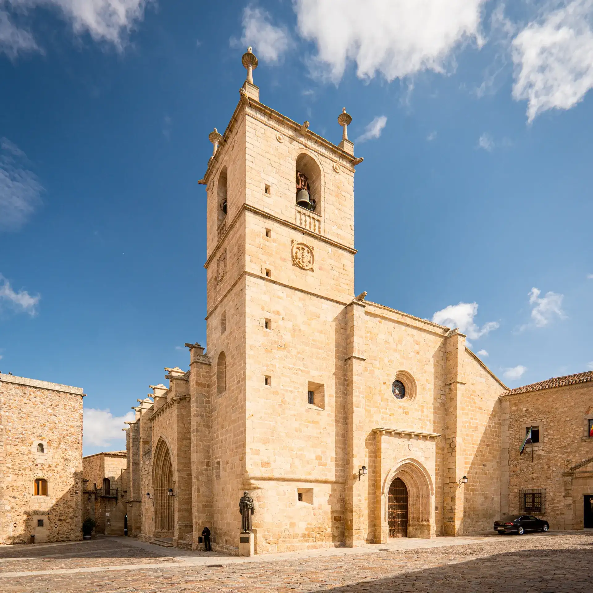 Concatedral de Santa María: Cáceres Gothic Landmark - Caceres