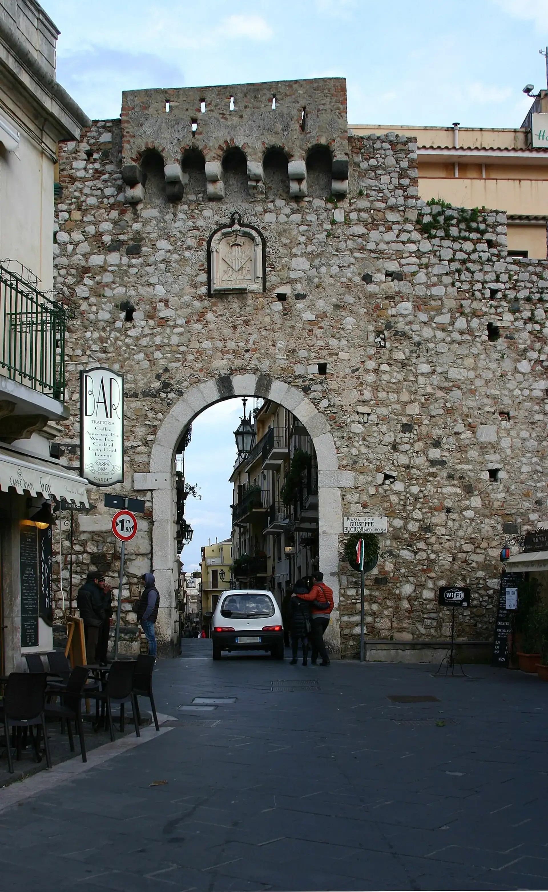 Porta Catania: Taormina's Historic Southern Gate - Taormina