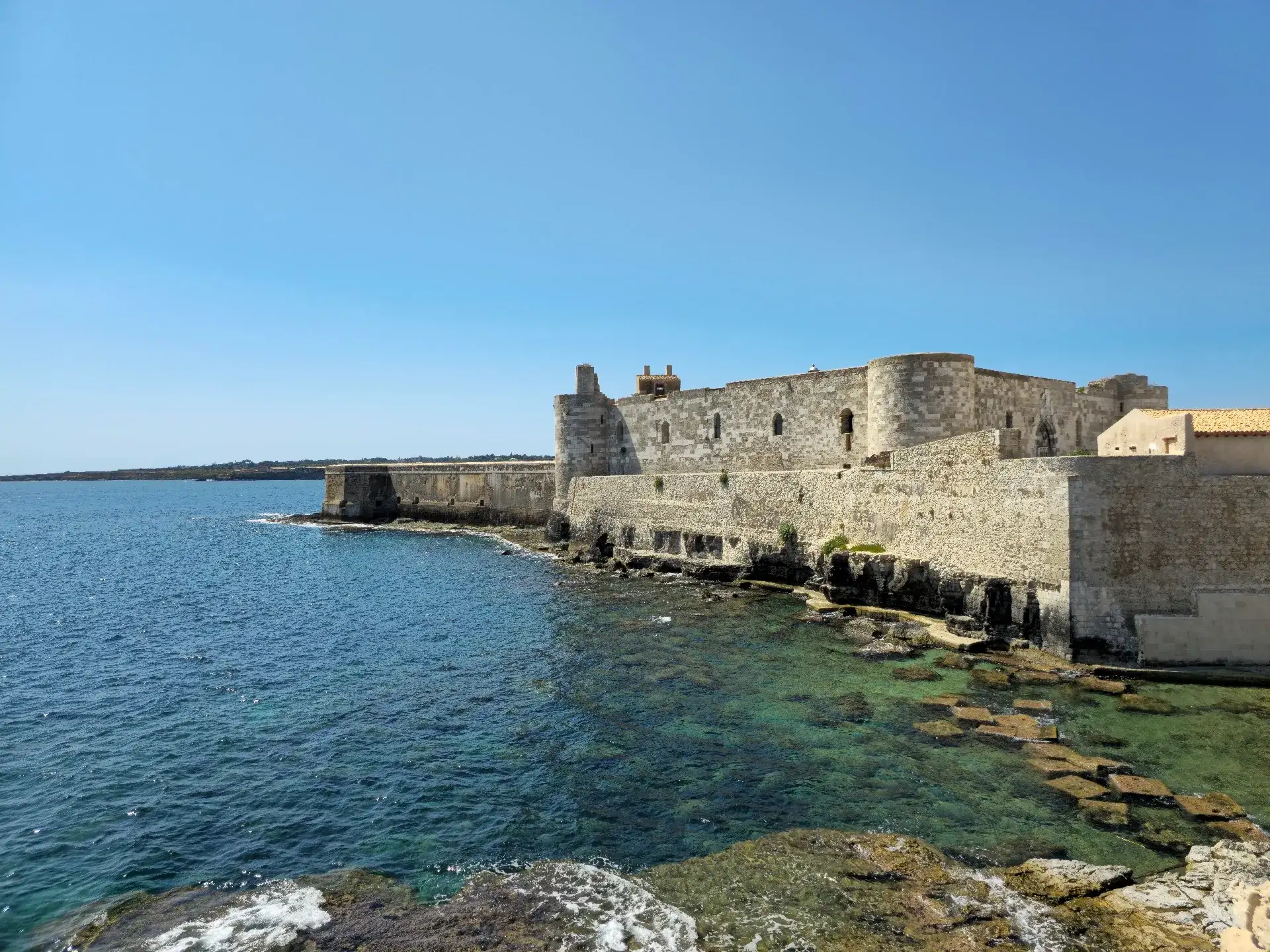 Castello Maniace: Syracuse's Imperial Seaside Fortress - Sicily
