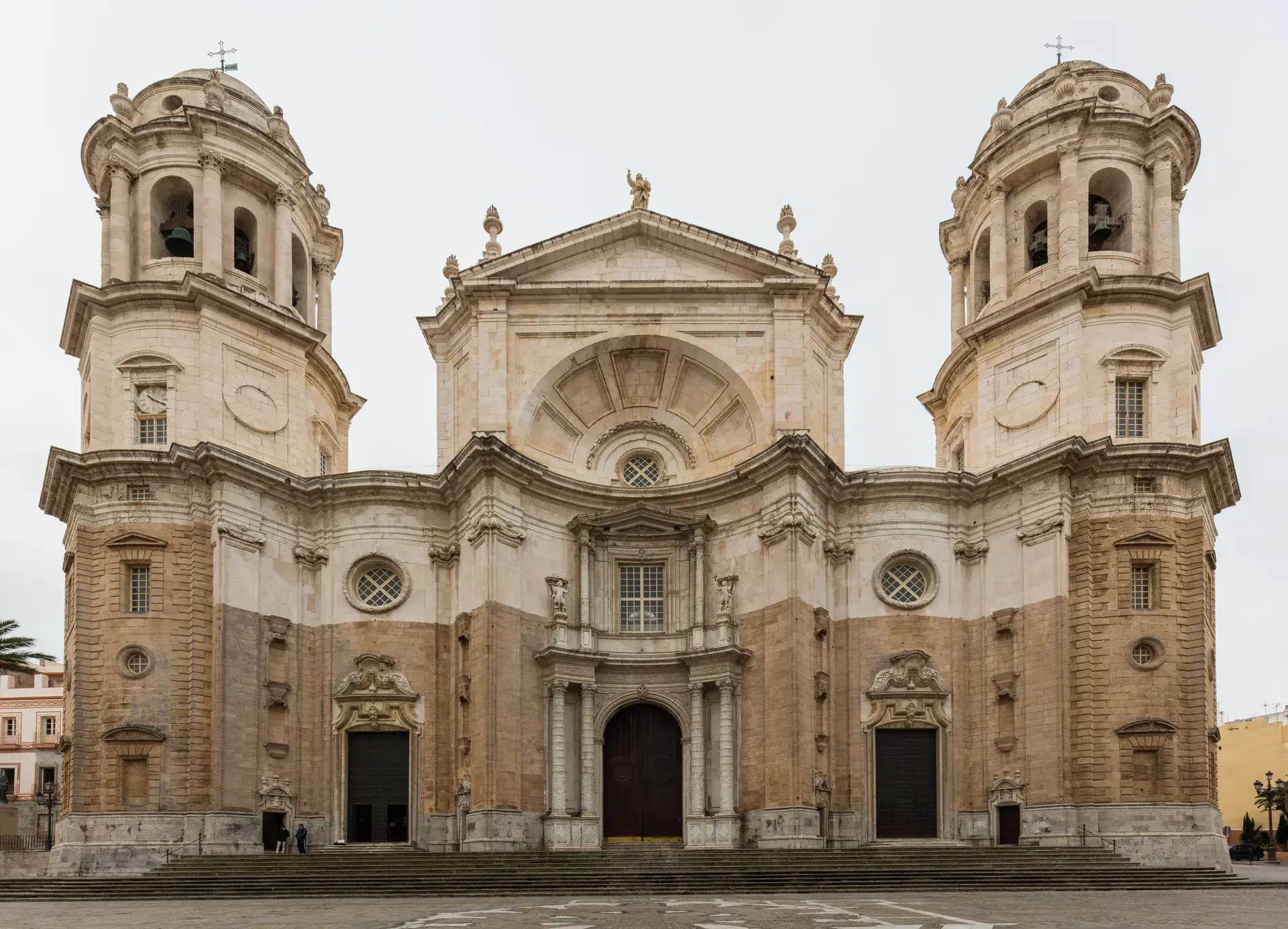 Tour image 4 for Cádiz: 2-hour self-guided audio walking tour from the cruise port, with quizzes & free eSIM