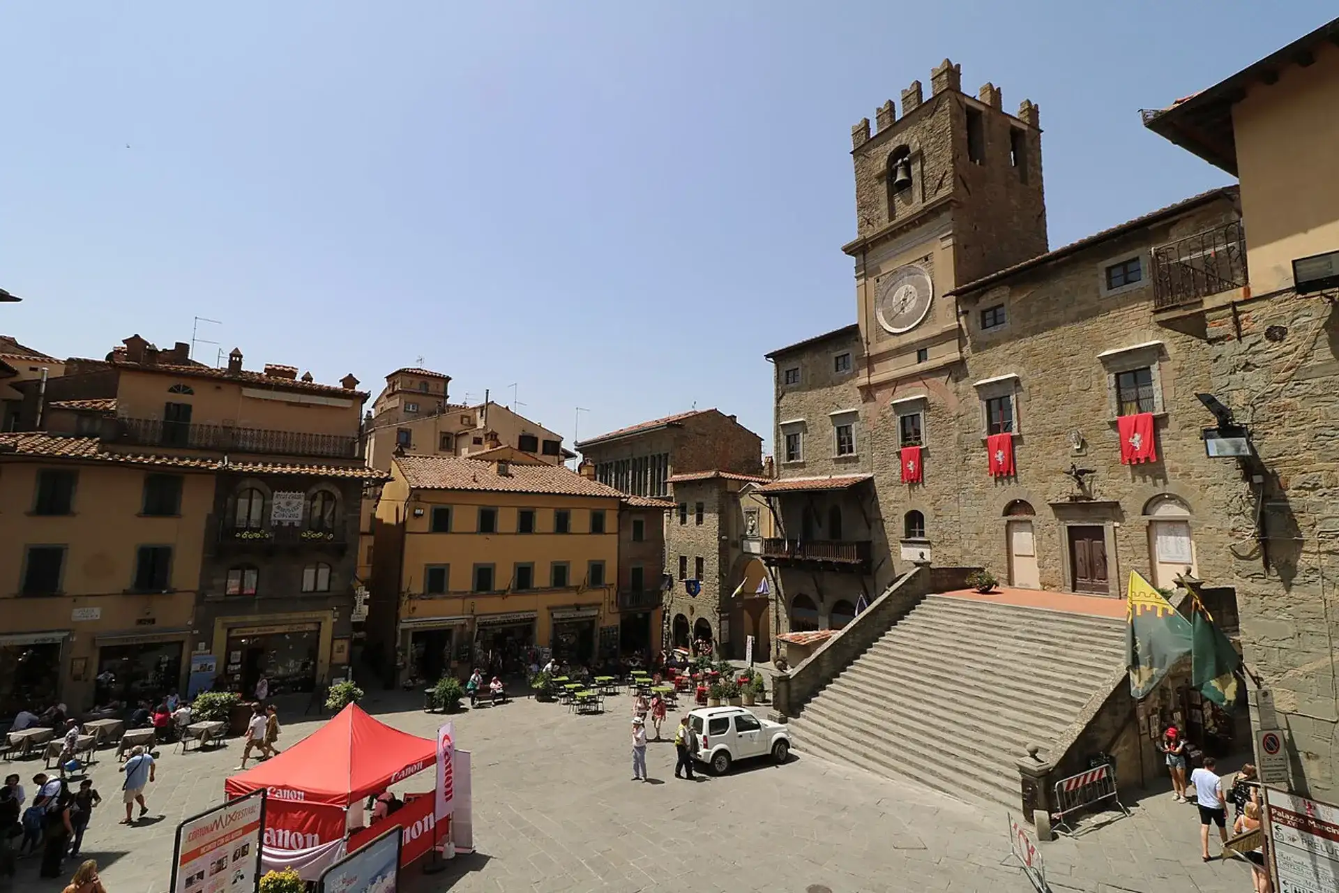 Piazza della Repubblica en Cortona: historia y lugares de interés - Cortona