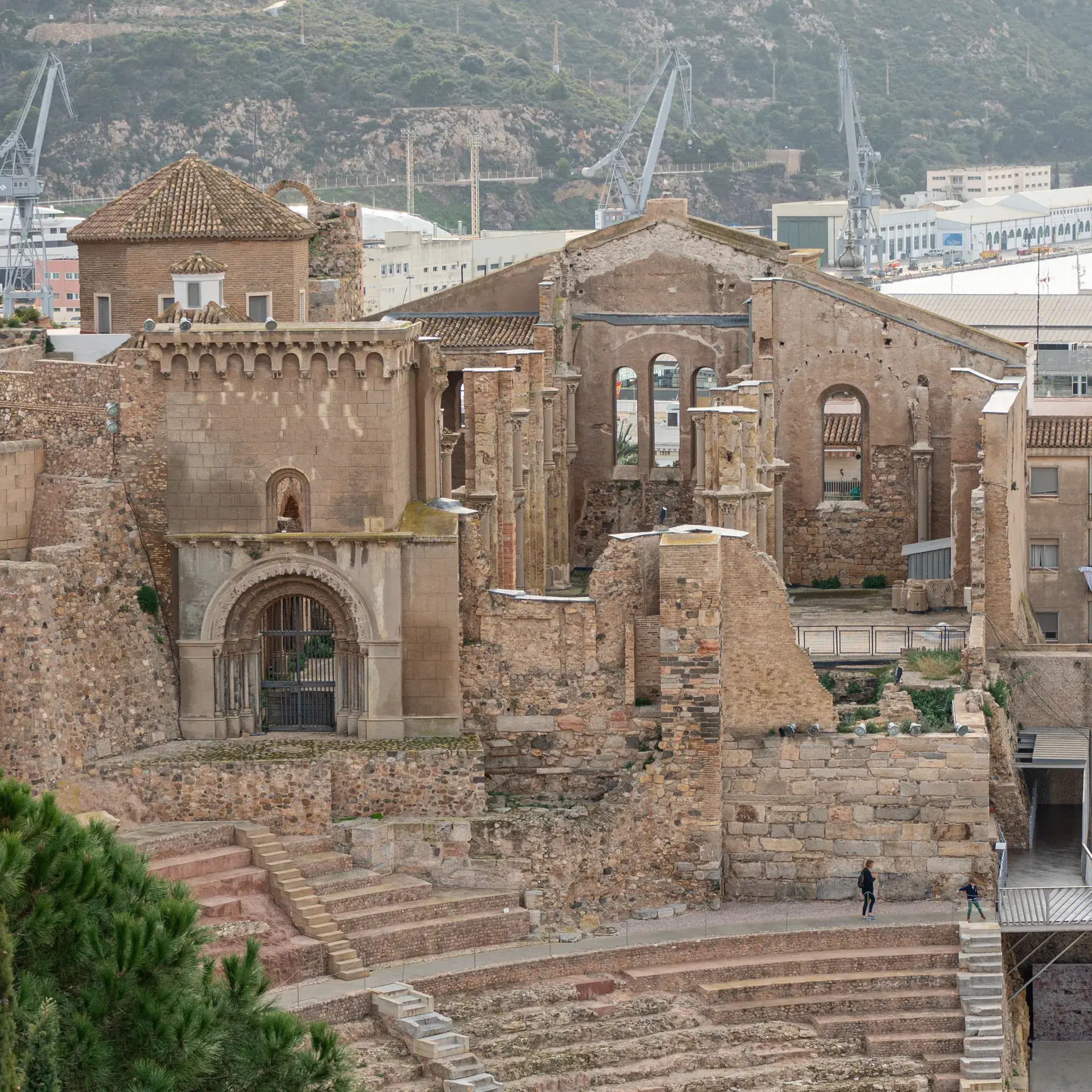 The Old Cathedral (Santa María la Vieja)