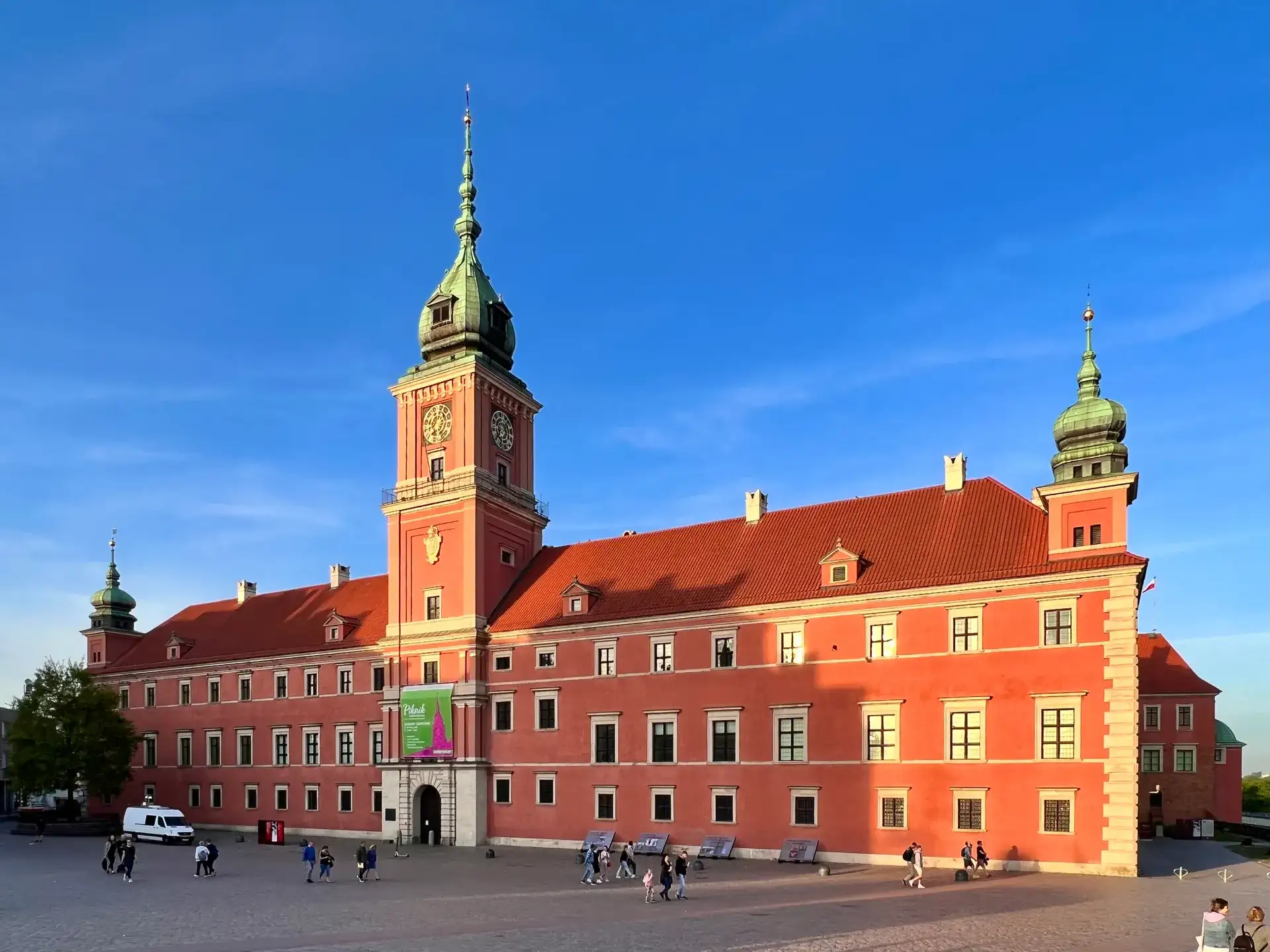 华沙皇家城堡:重生的国家象征 - Warsaw