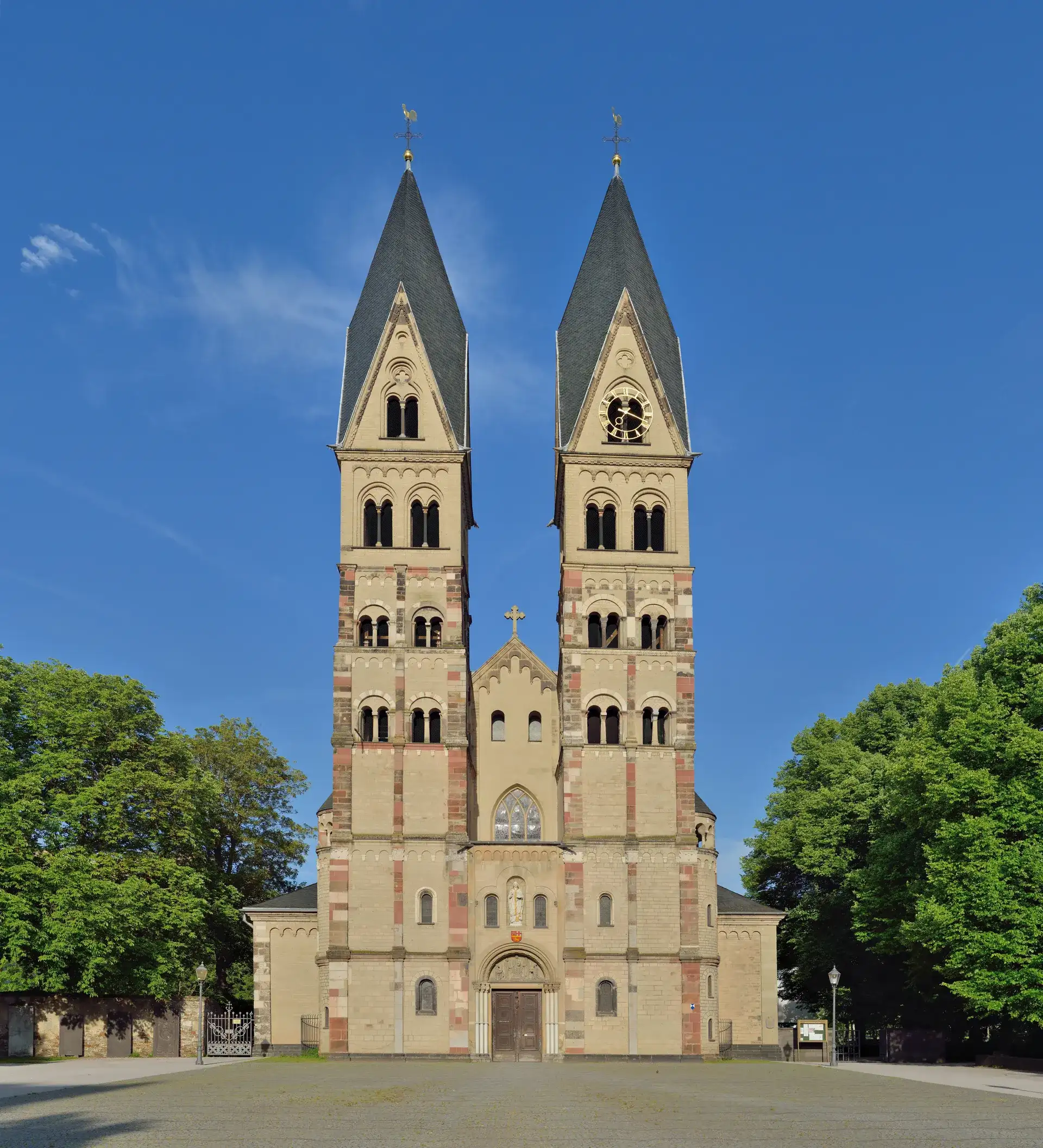 Basilica of St. Castor: Koblenz's Oldest Church - Koblenz