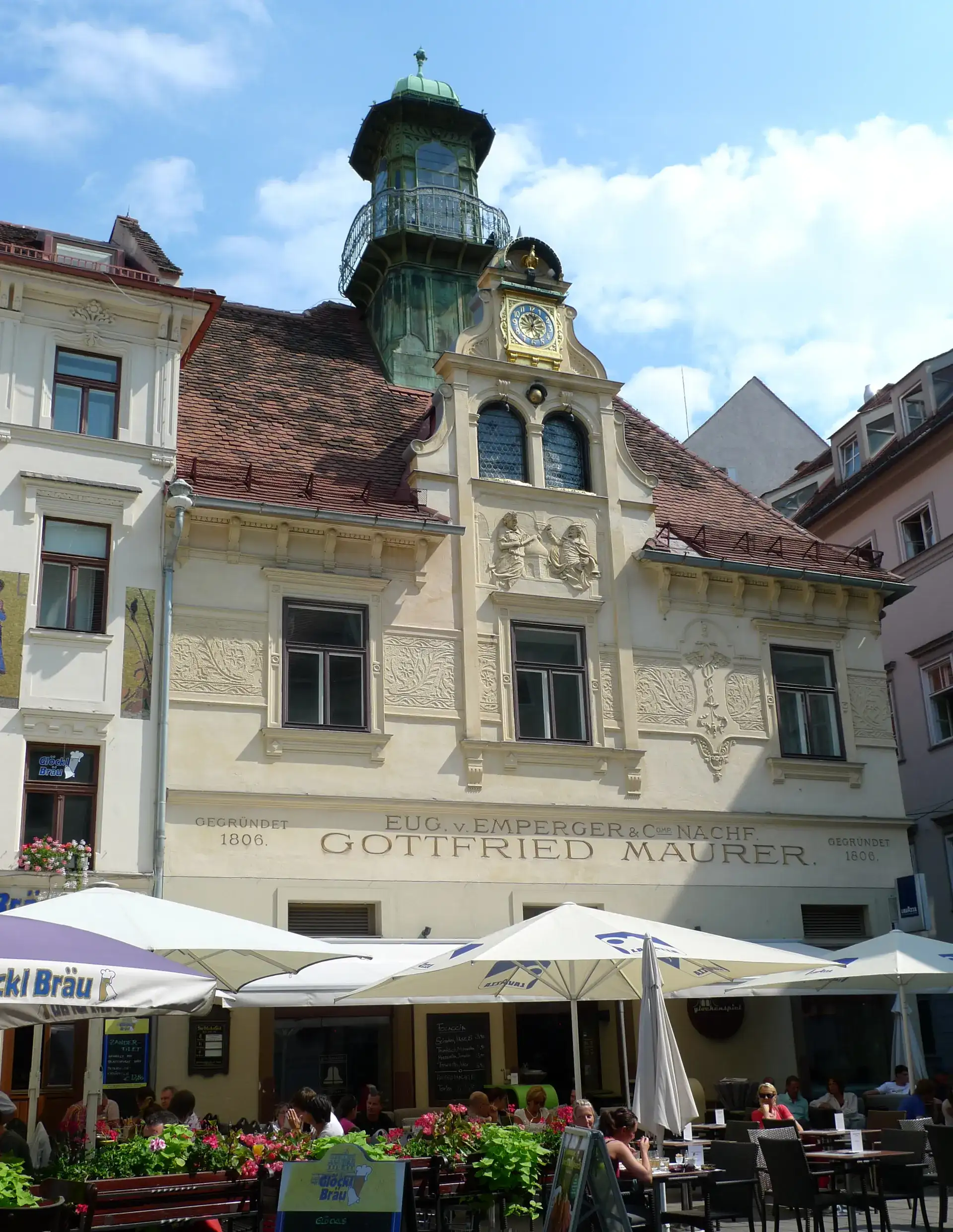Graz Glockenspiel: History and Performance Times - Graz