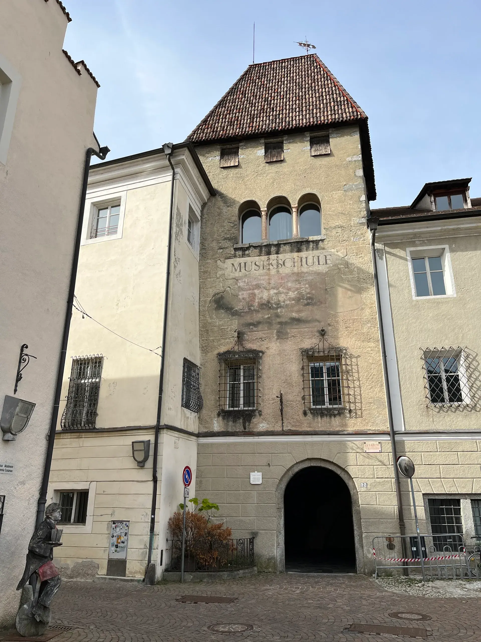 Tourbild 4 für Brixen: Prunk, Pietät und Paläste, ein selbstgeführter Stadtrundgang mit Audio und Quizfragen