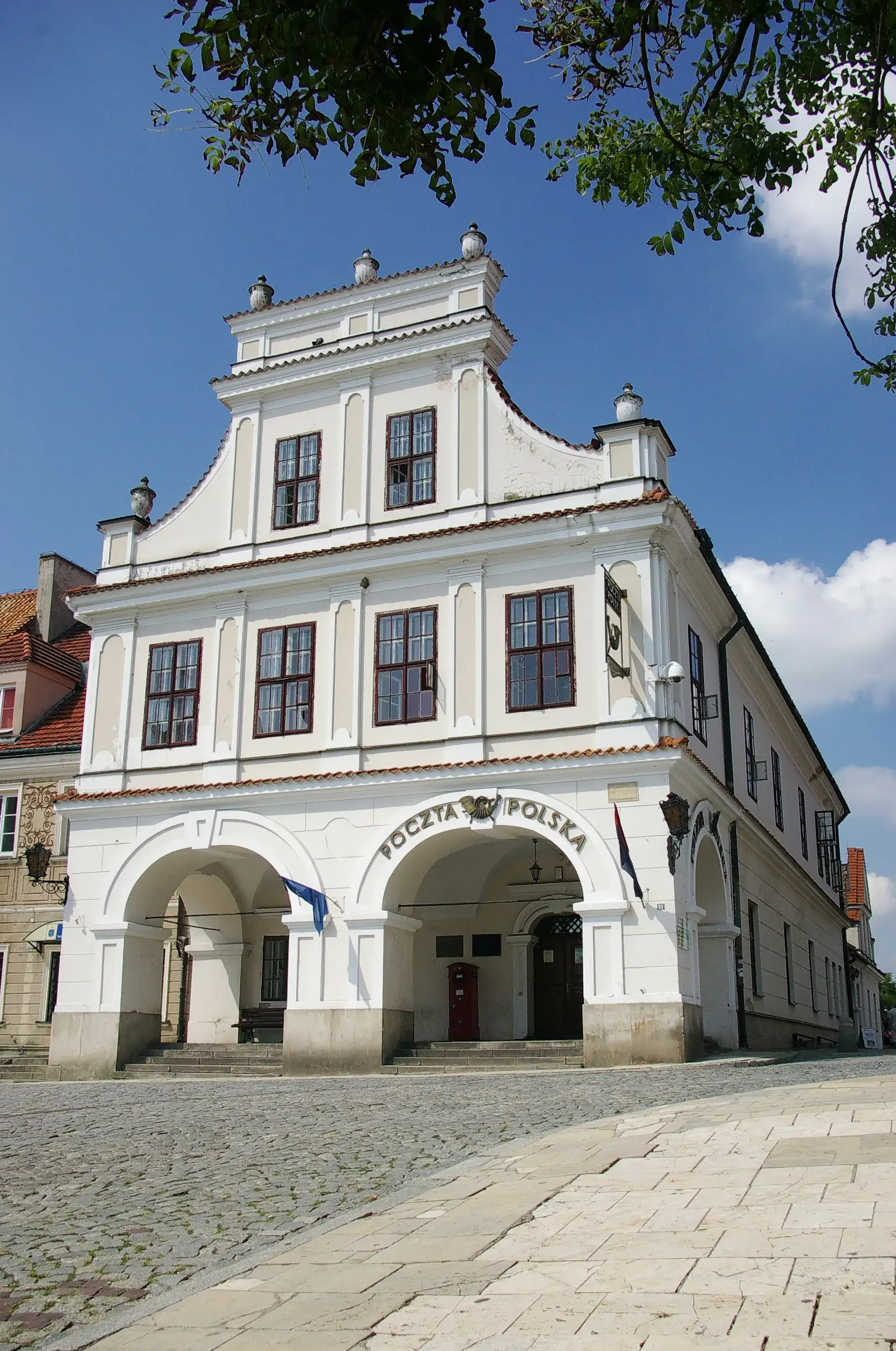奥莱希尼茨基宅邸:桑多梅日历史与建筑 - Sandomierz