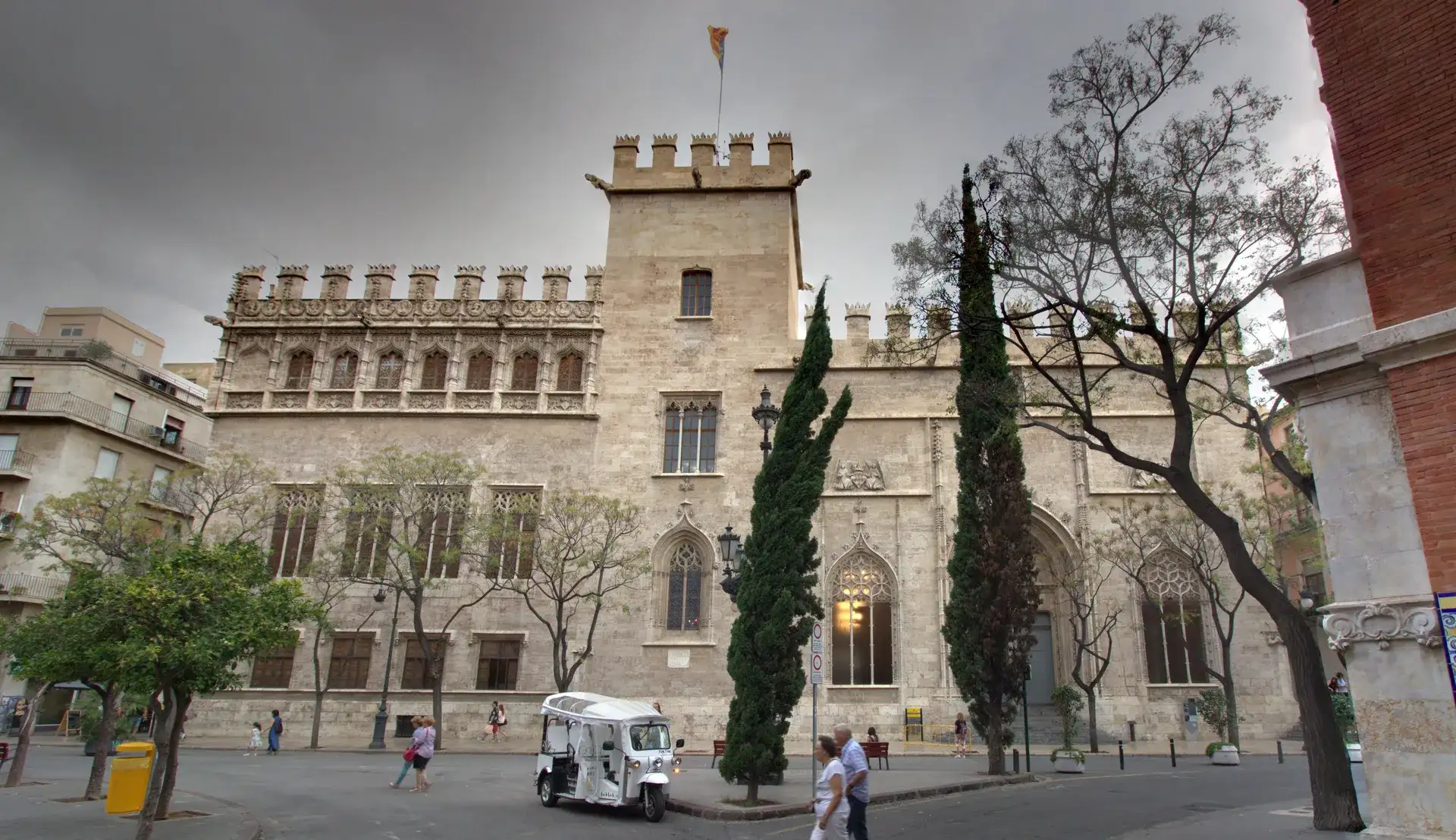 La Lonja de la Seda: Valèncias gotische Seidenbörse - Valencia