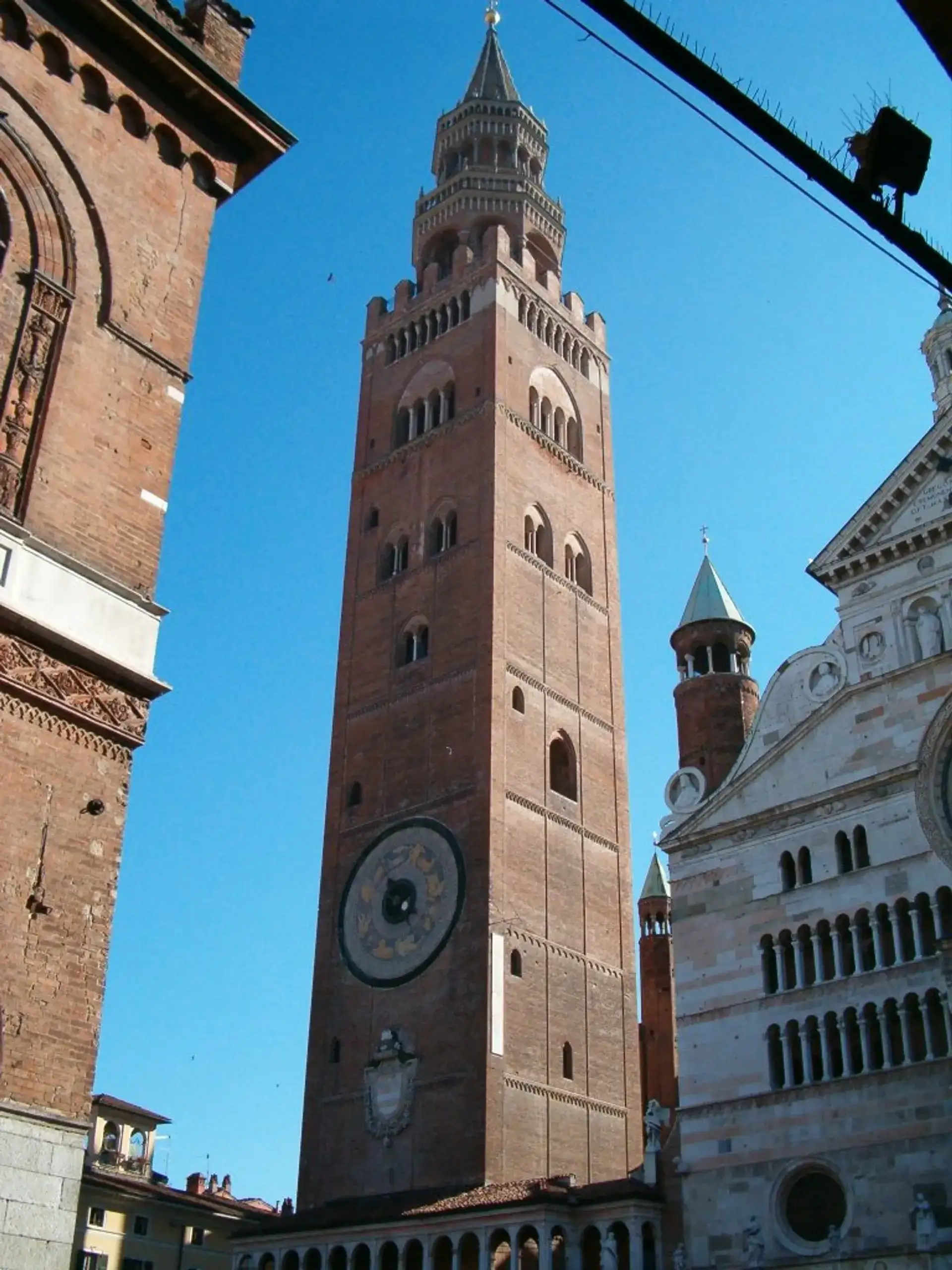 Torrazzo di Cremona: Italy's Tallest Brick Bell Tower - Cremona