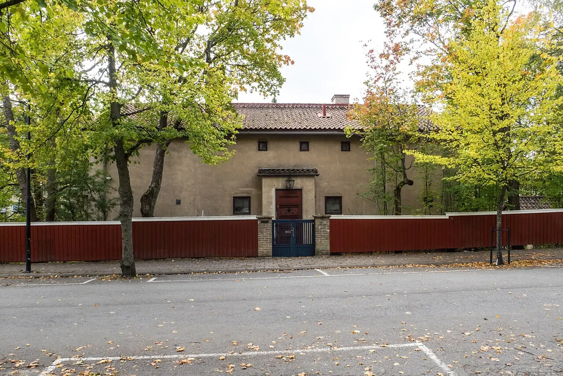 哈特曼之家:纳坦利的古典主义艺术家别墅 - Naantali