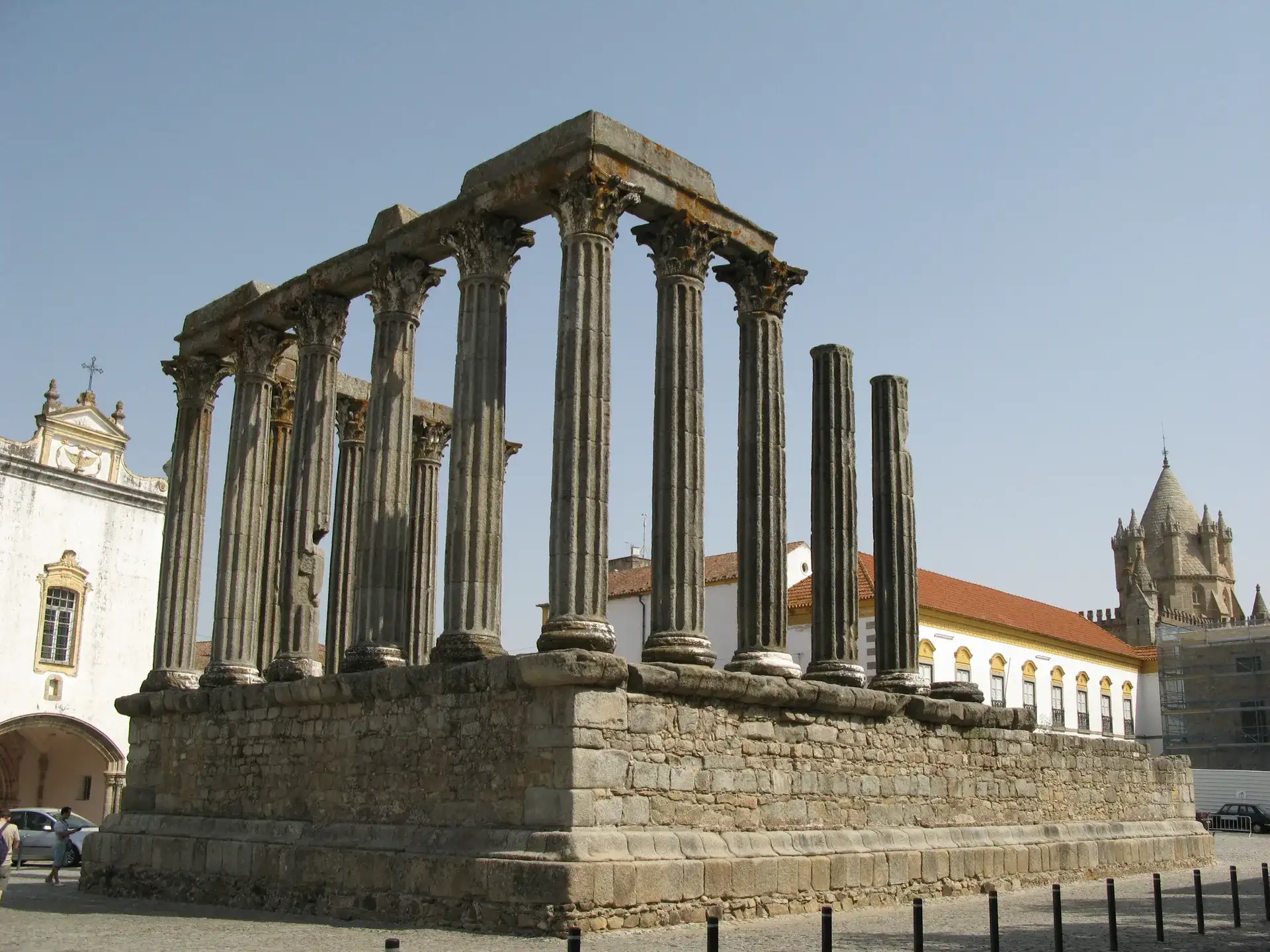 Roman Temple of Évora: History & Architecture - Evora