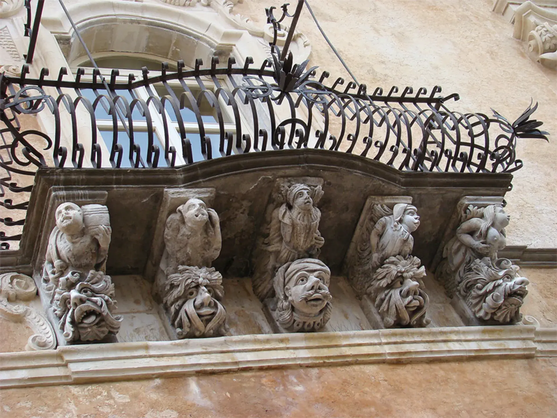 Tour image 4 for Ragusa: a baroque phoenix reborn, a self-guided walking tour with audio and quizzes
