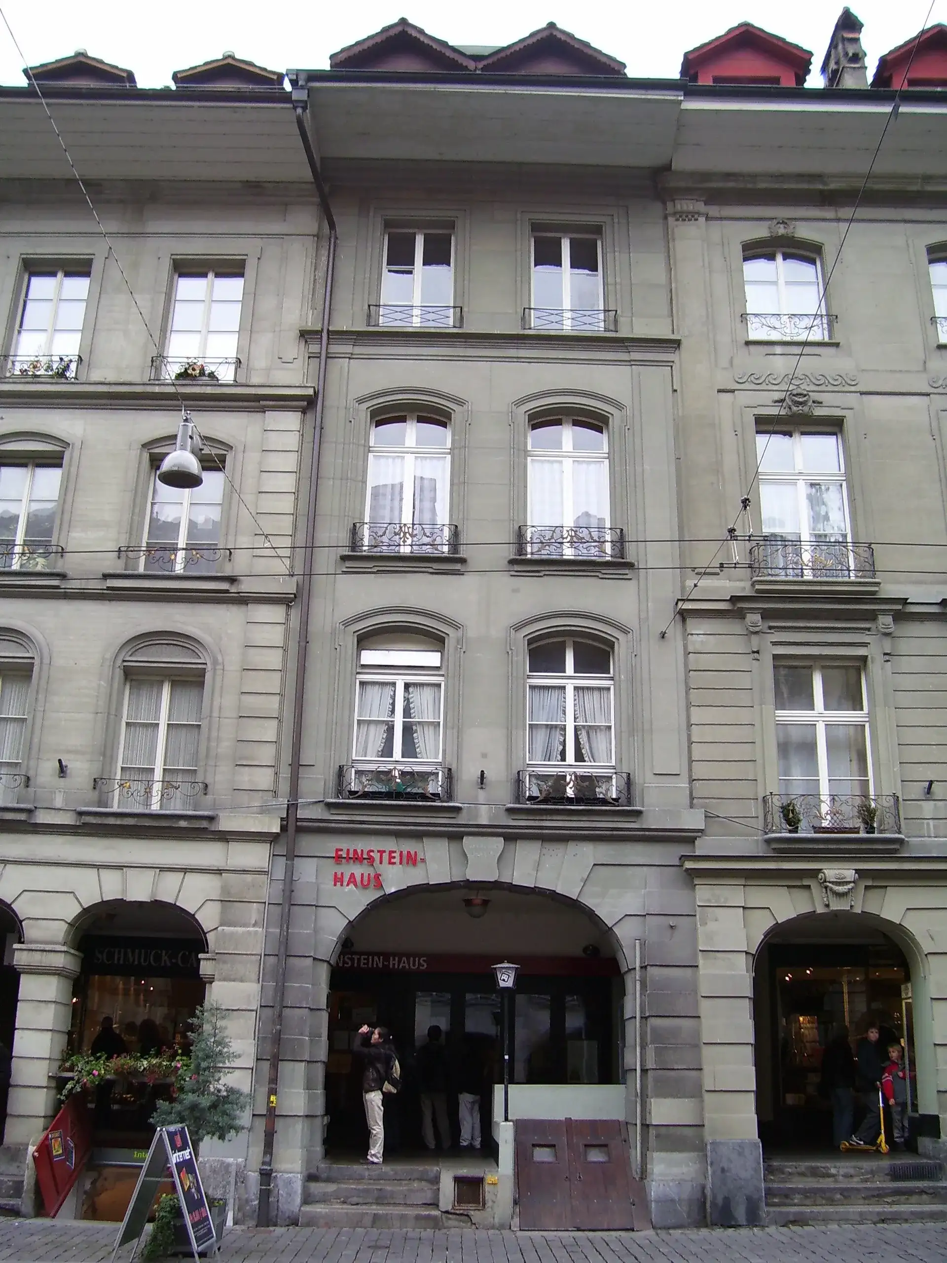 Einstein House in Bern: History & Exhibits - Bern