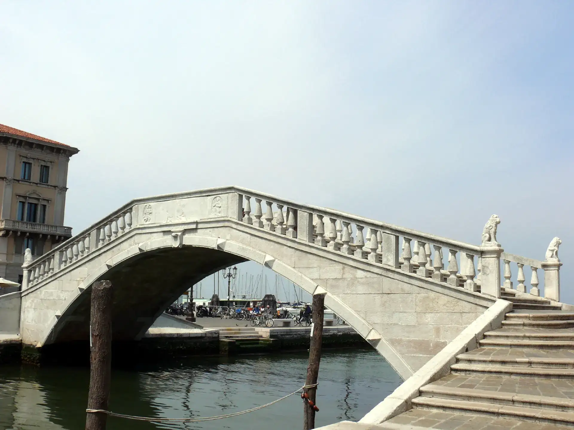 El Gato: la famosa columna del león de Chioggia - Chioggia