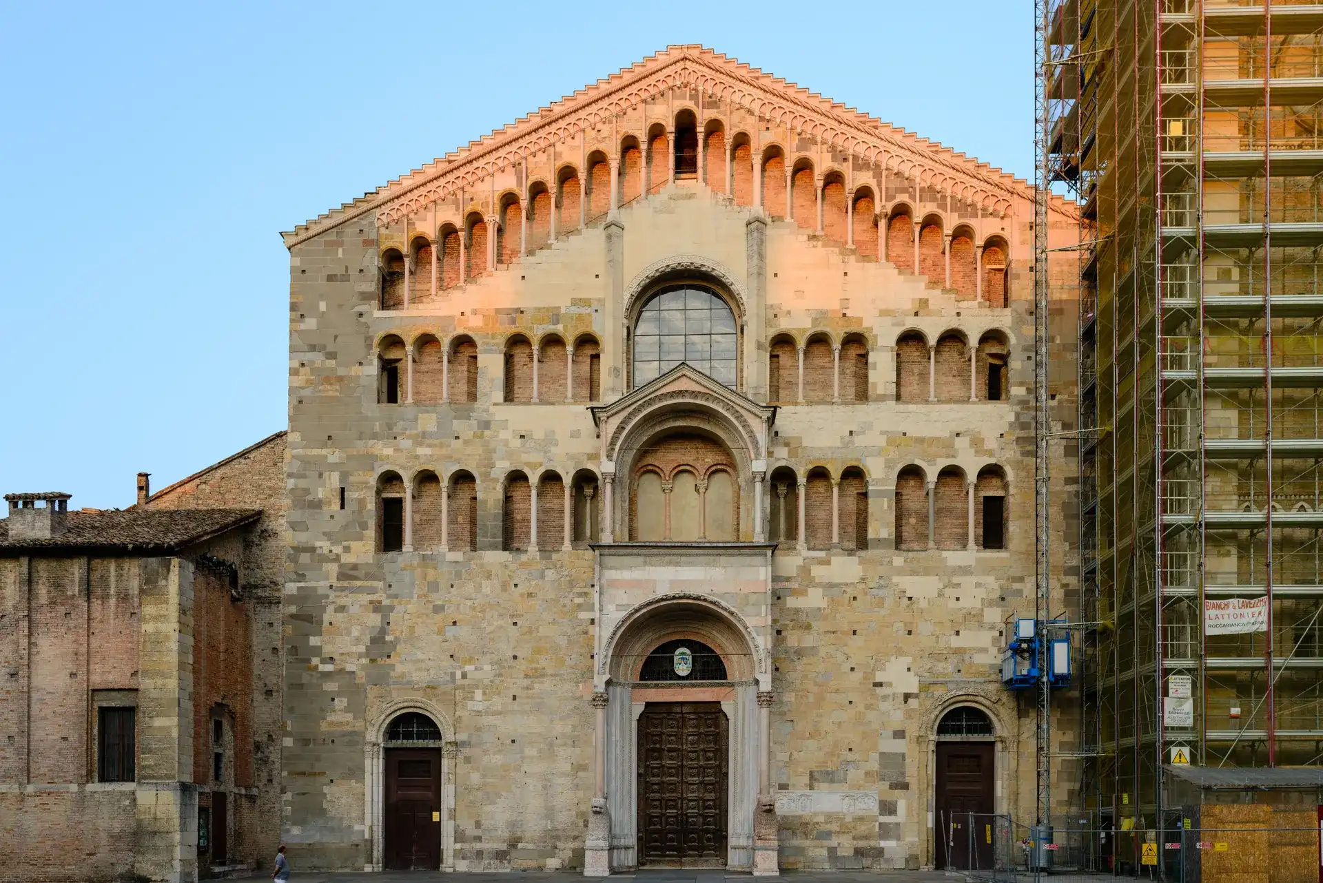 Catedral de Parma y el fresco de la cúpula de Correggio - Parma