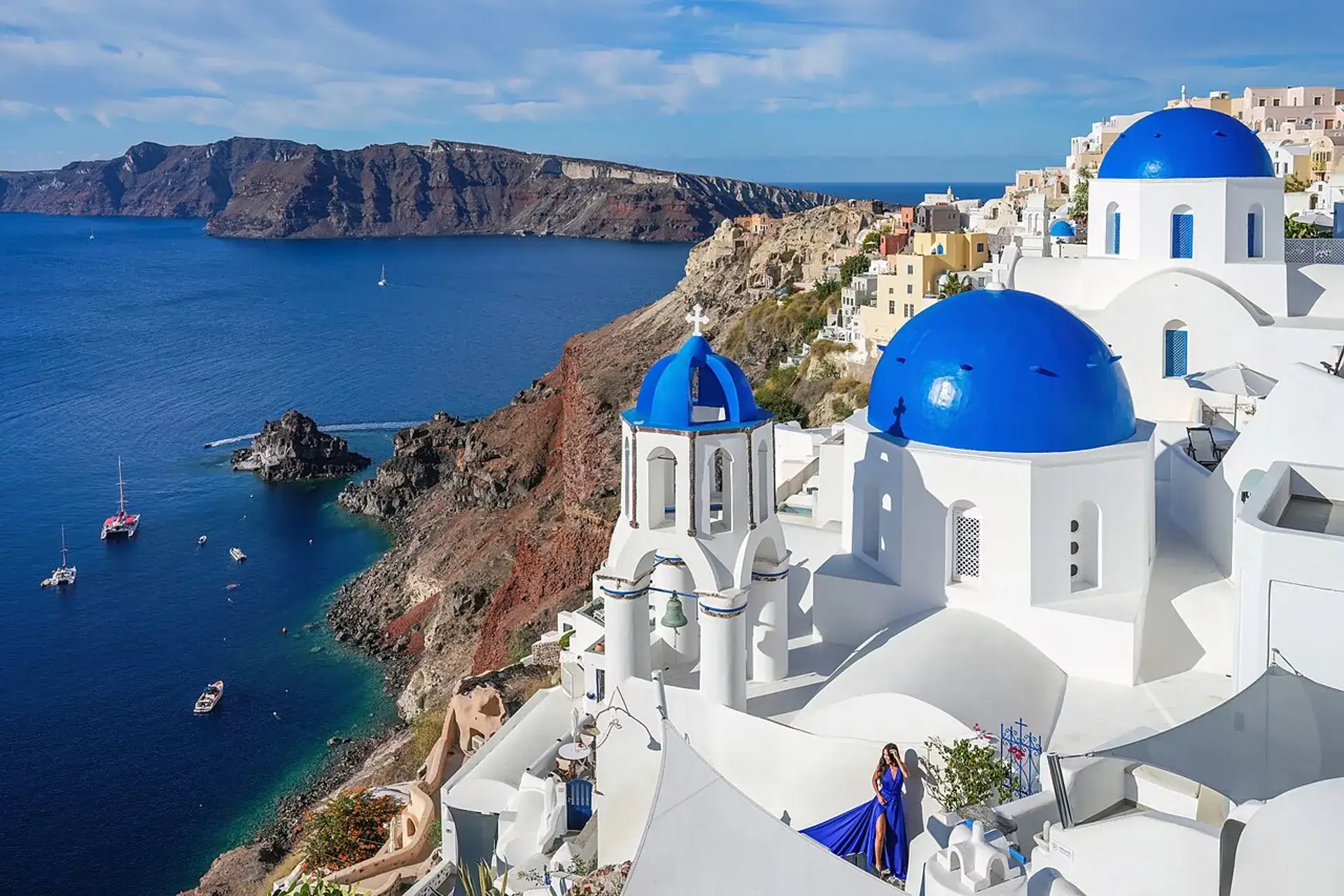Blue Domed Churches of Oia: Santorini Guide - Oia
