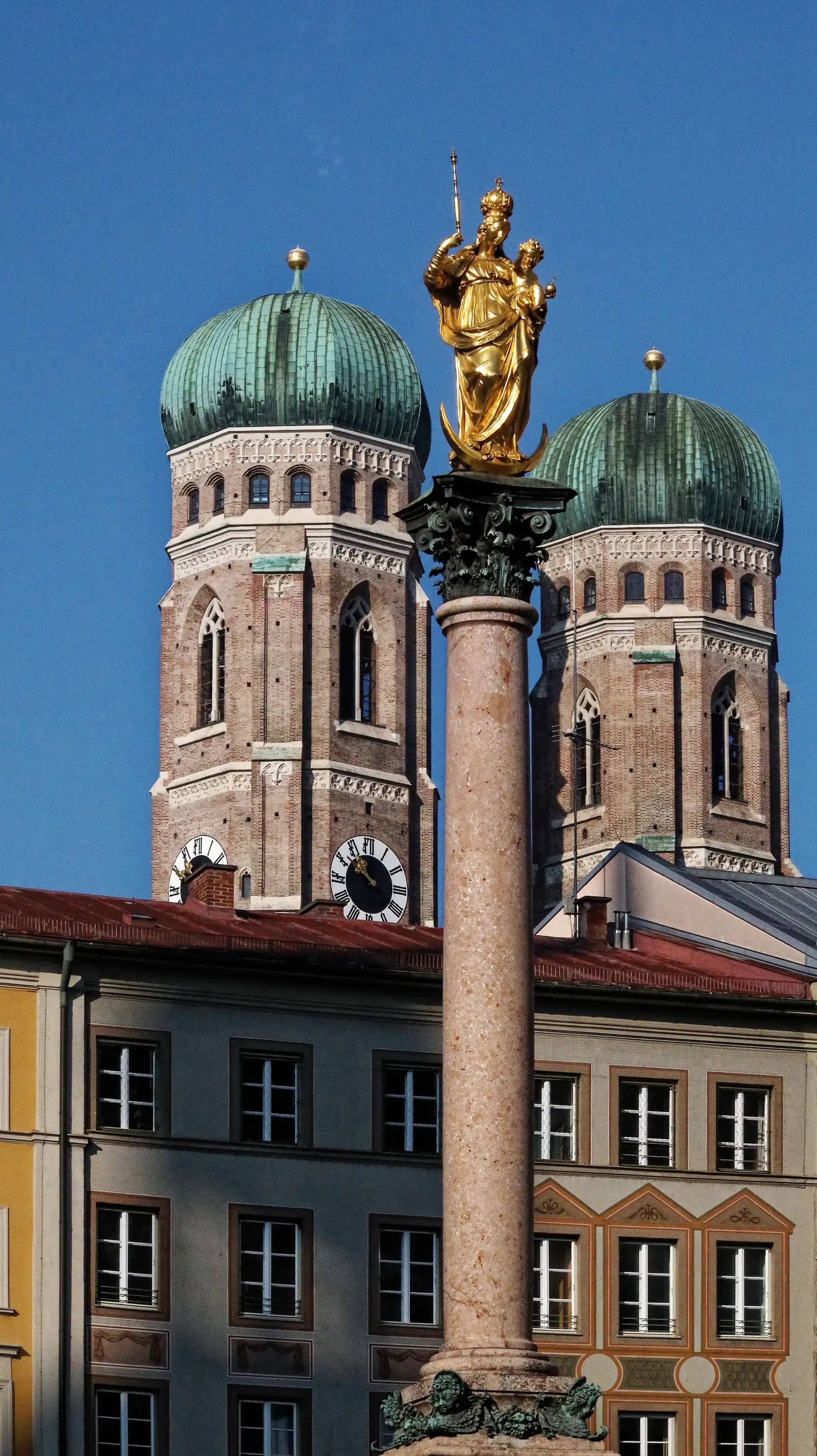 Mariensäule: Munich’s Historic Marian Column - Munchen