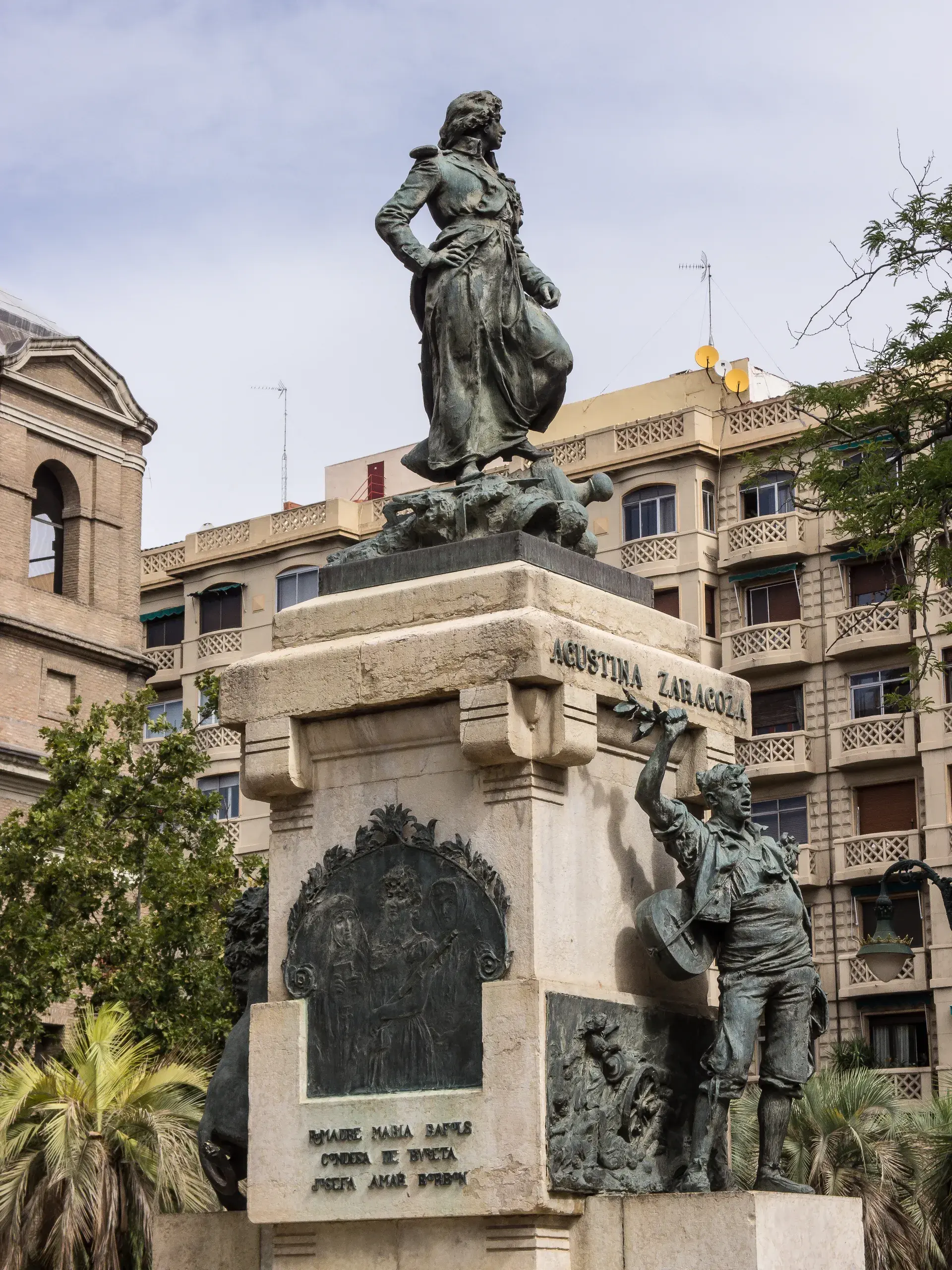 Tour image 3 for Zaragoza: a self-guided walking tour of El Pilar and the old town, with audio, quizzes & free eSIM