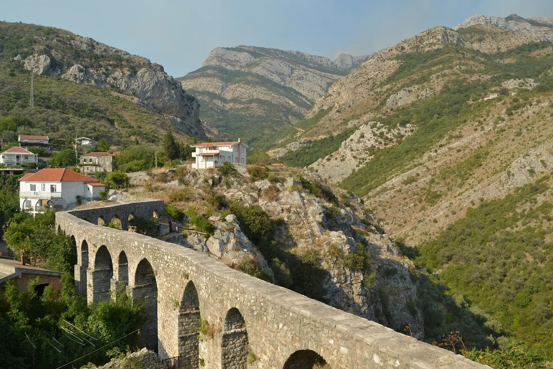 Stari Bar Aqueduct: An Ottoman Relic in Montenegro - Bar