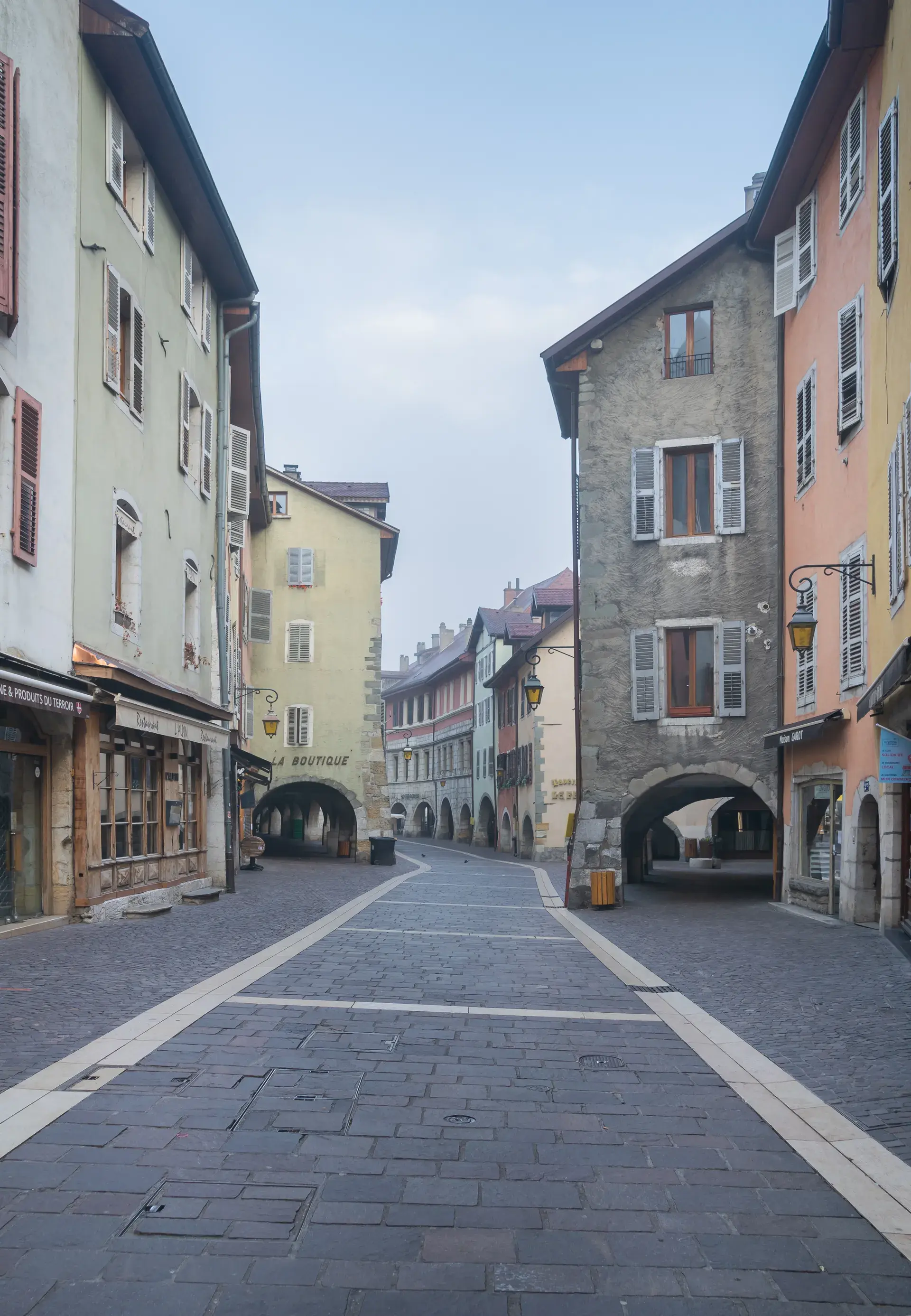 Tour image 2 for Annecy: essential landmarks, a self-guided walking tour with audio and quizzes