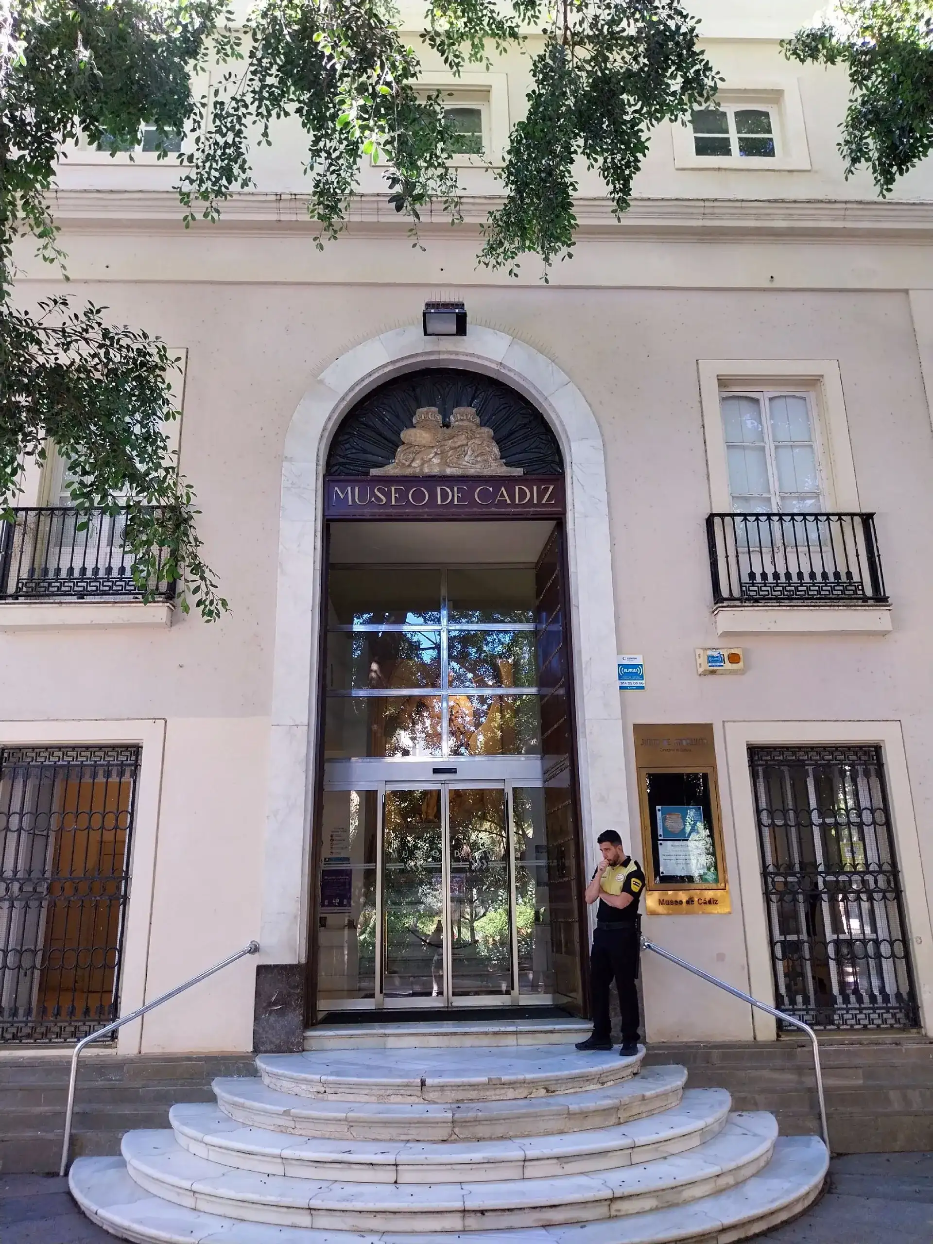 Plaza de Mina e Museo de Cádiz: storia e arte - Cadiz