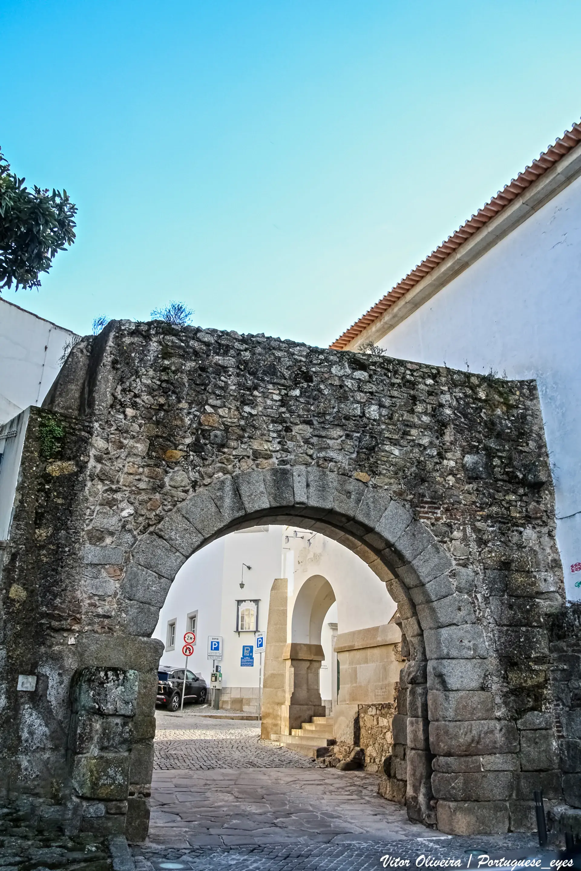 Arco Romano de Dona Isabel