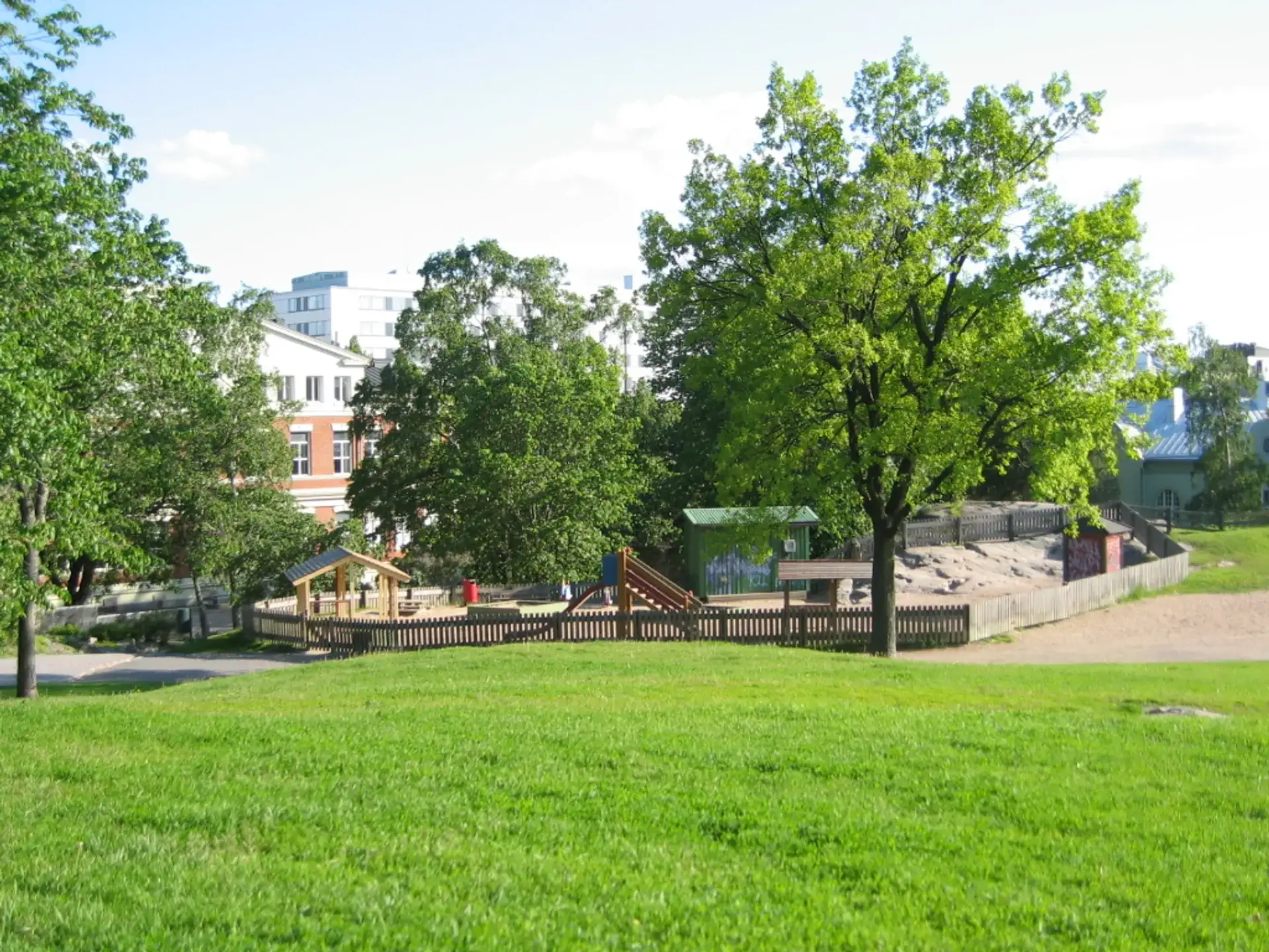 Leningrad Friendship Statue: Cold War Art in Turku - Turku