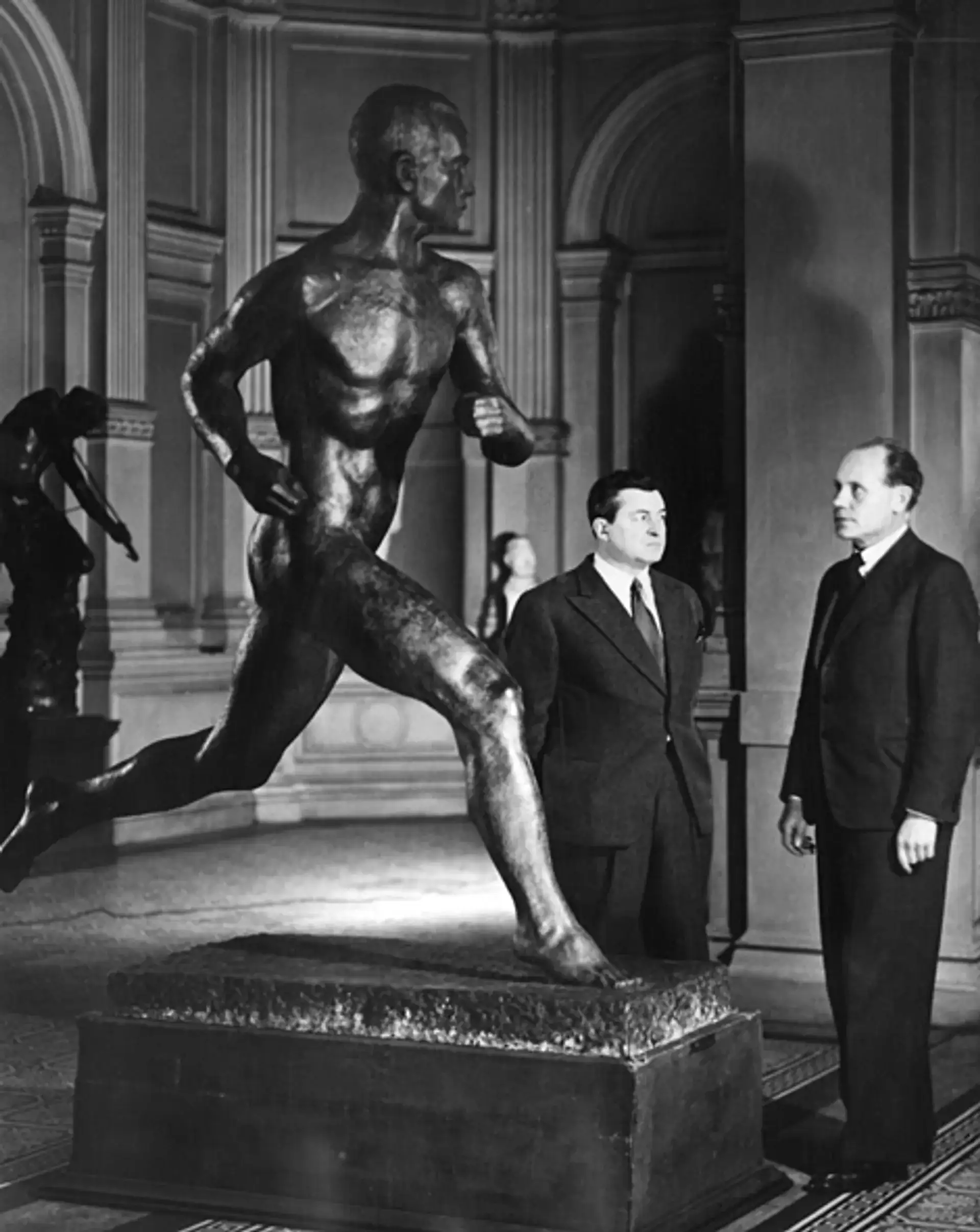 Estatua de Paavo Nurmi en Turku: historia y guía del monumento - Turku