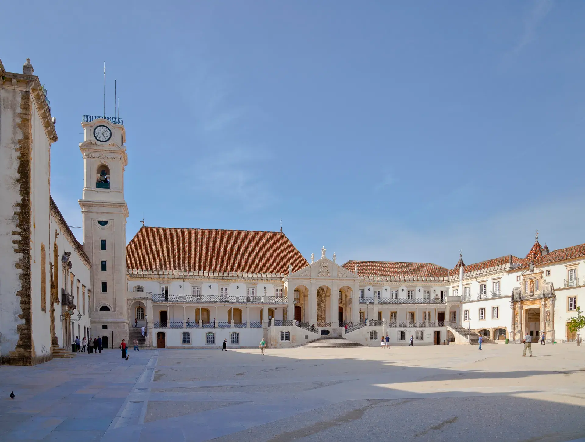 Tour image 3 for Coimbra: a self-guided walking tour from Santa Cruz to the University, with audio, quizzes & free eSIM