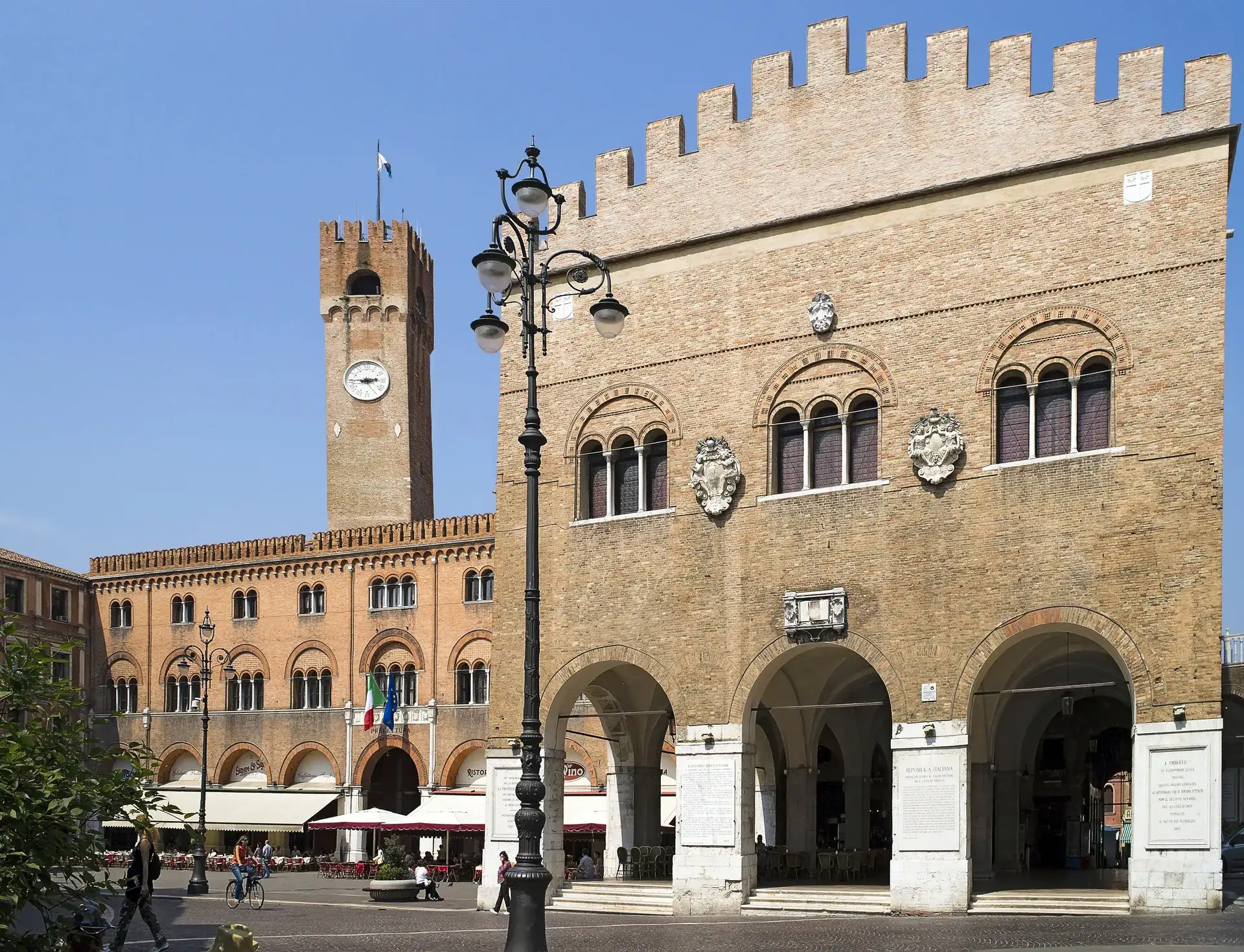 Palazzo dei Trecento: Treviso’s Medieval Hall - Treviso