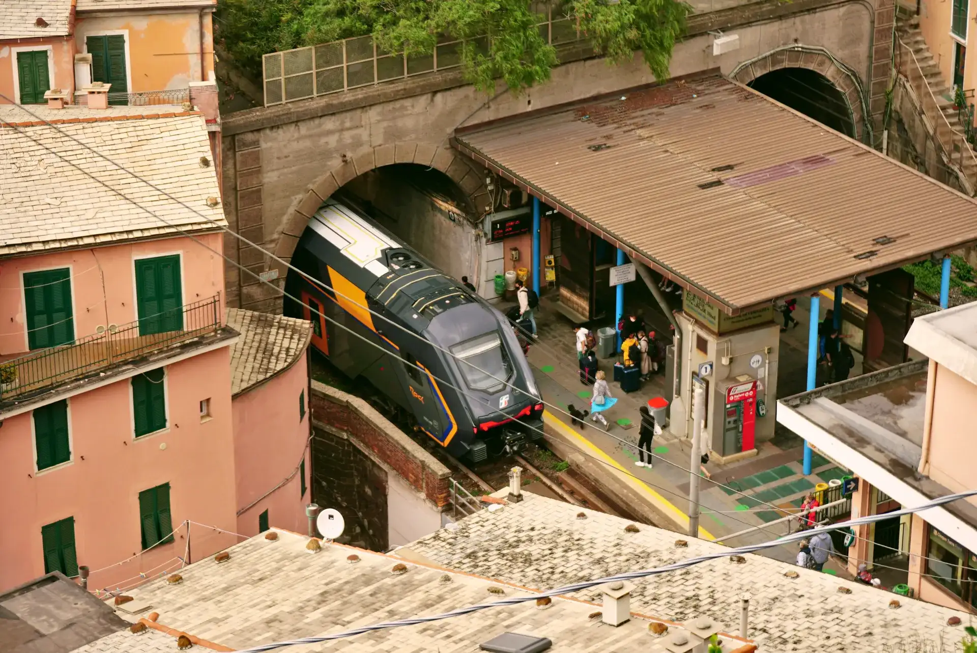 Estación de Vernazza: la puerta a un pueblo sin coches - Vernazza