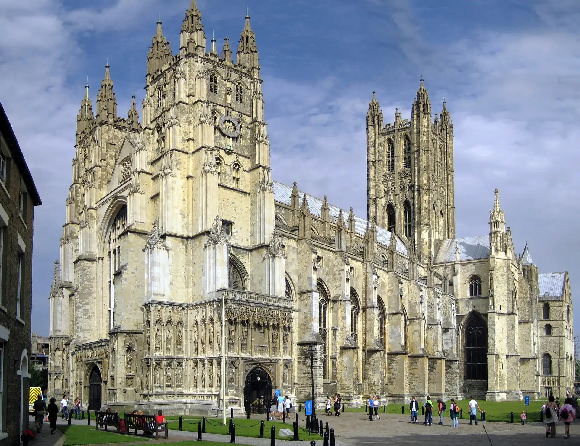 Canterbury Cathedral: History, Martyrdom, and Architecture - Canterbury