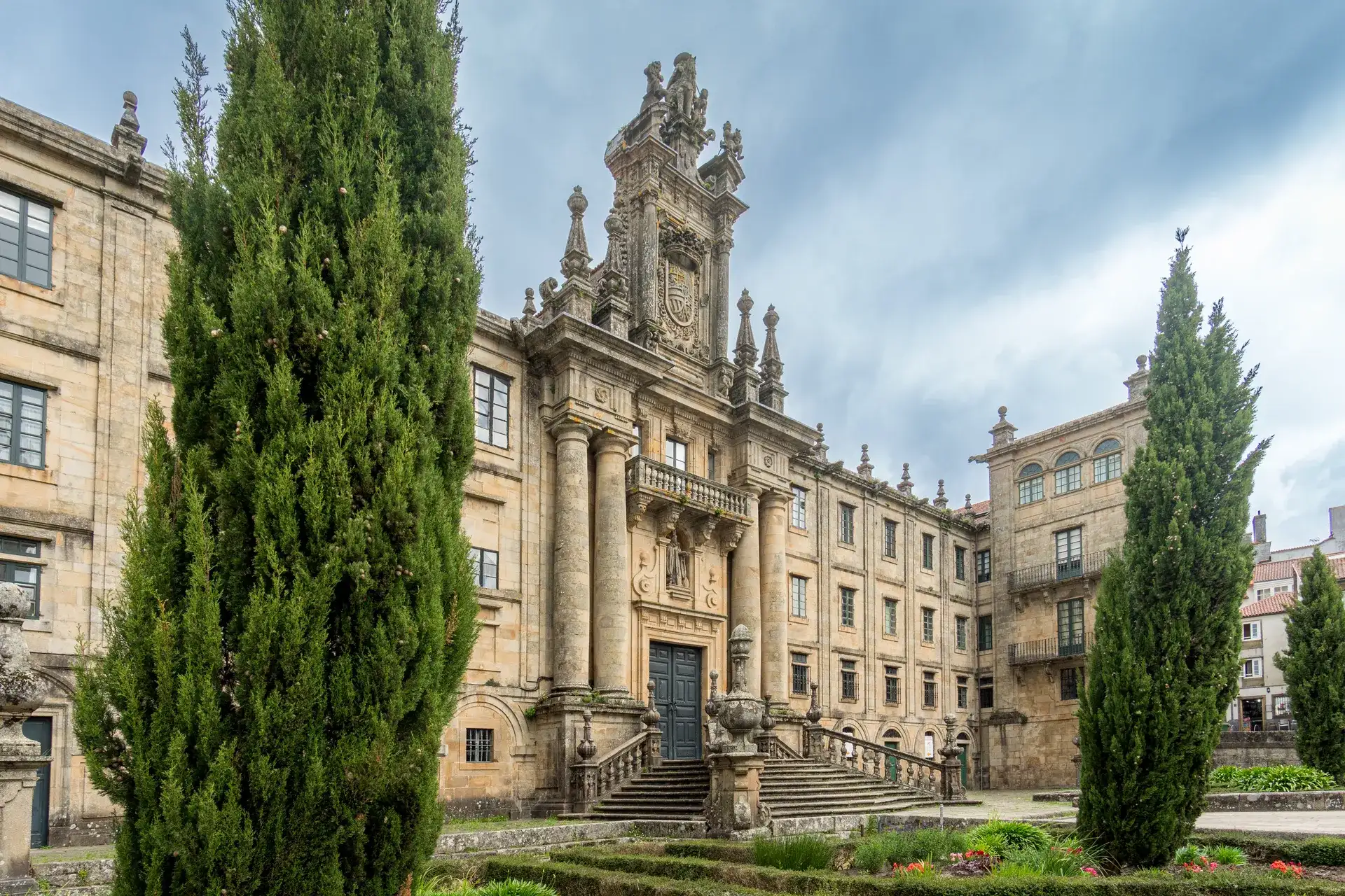 San Martiño Pinario: A Monumental Monastery in Santiago - Santiago-de-compostela