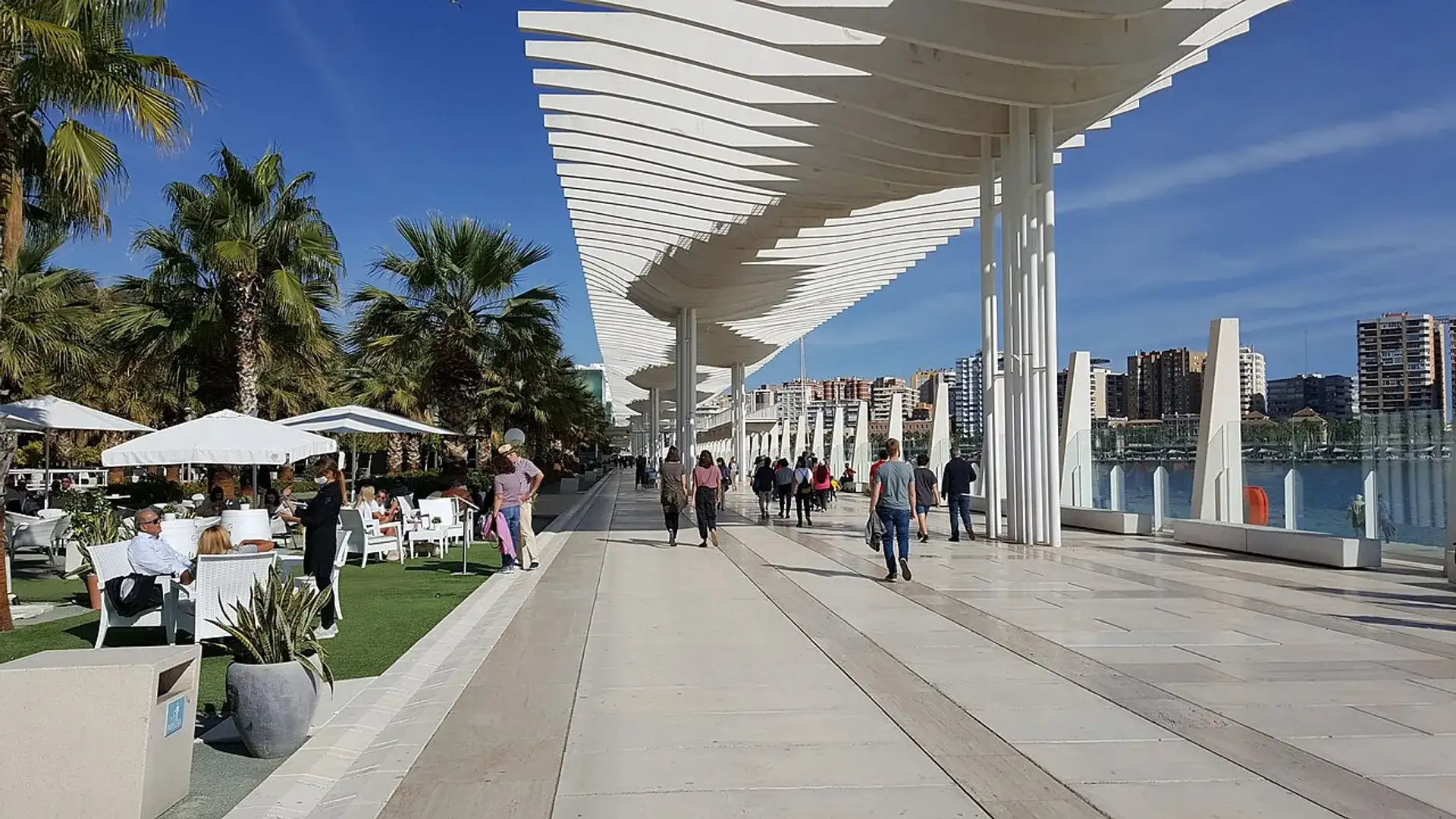 Palmeral de las Sorpresas: Málagas Park am Meer - Malaga