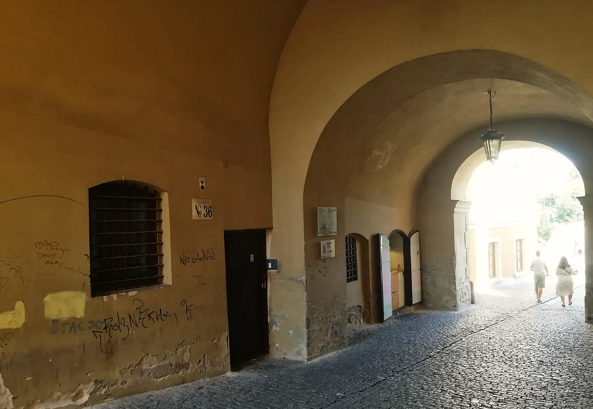 Brama Grodzka: Historic Jewish Gate in Lublin - Lublin