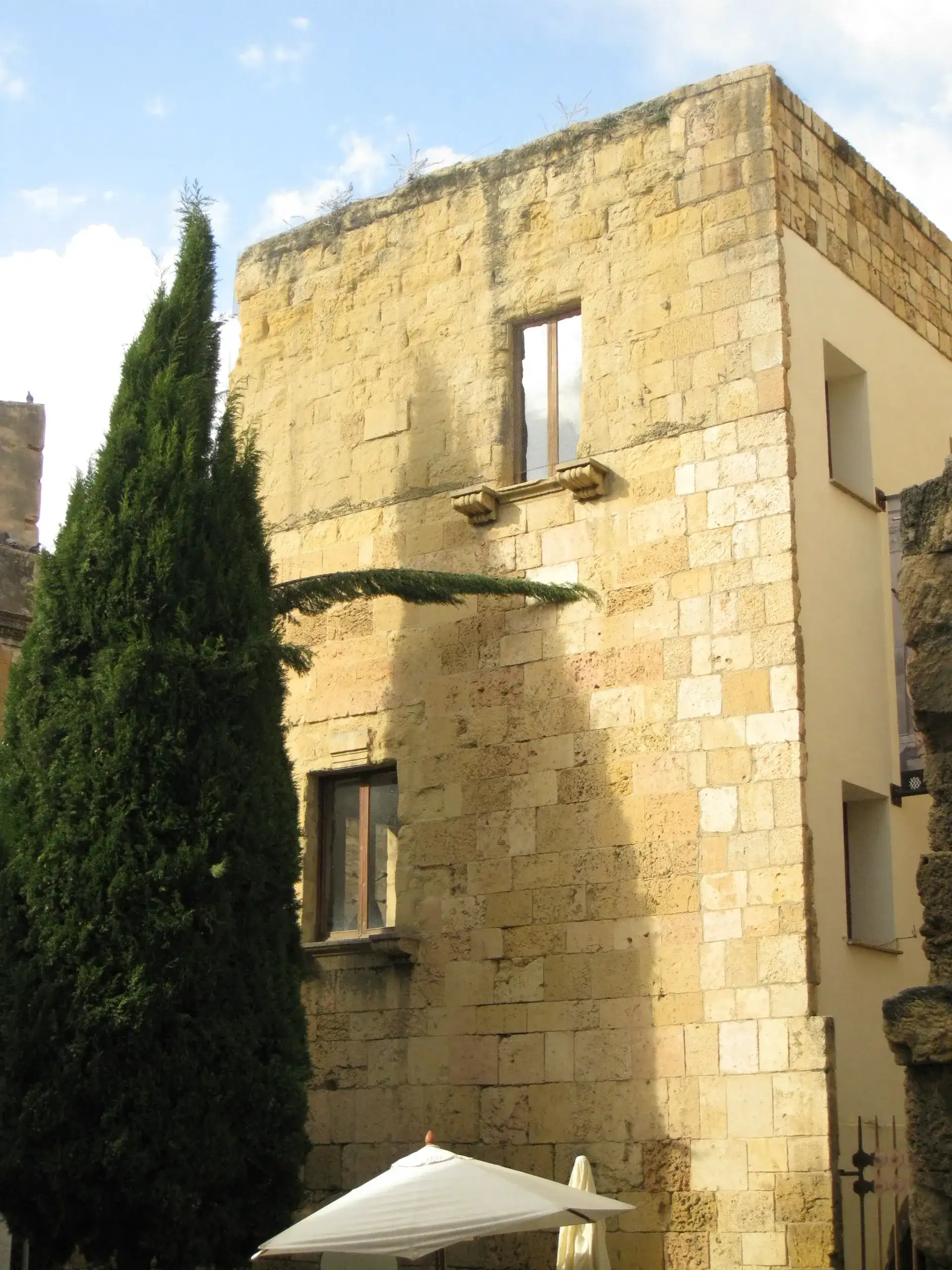 Passeig Arqueològic: Tarragona's Roman Walls - Tarragona