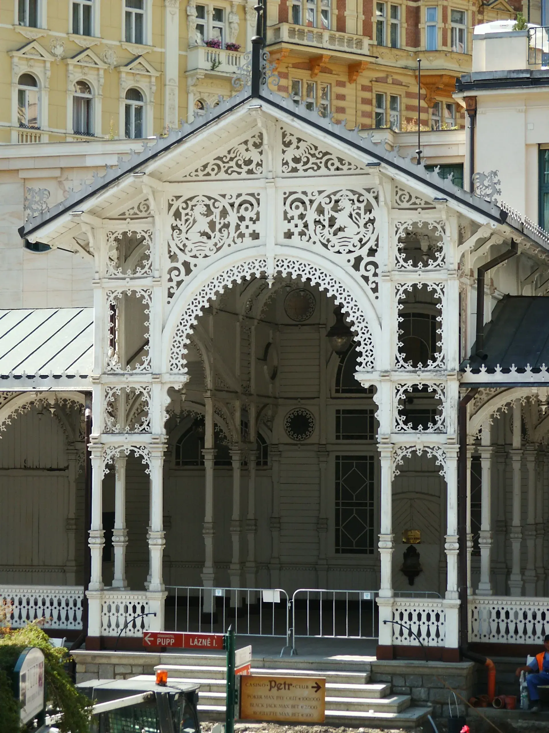 Market Colonnade