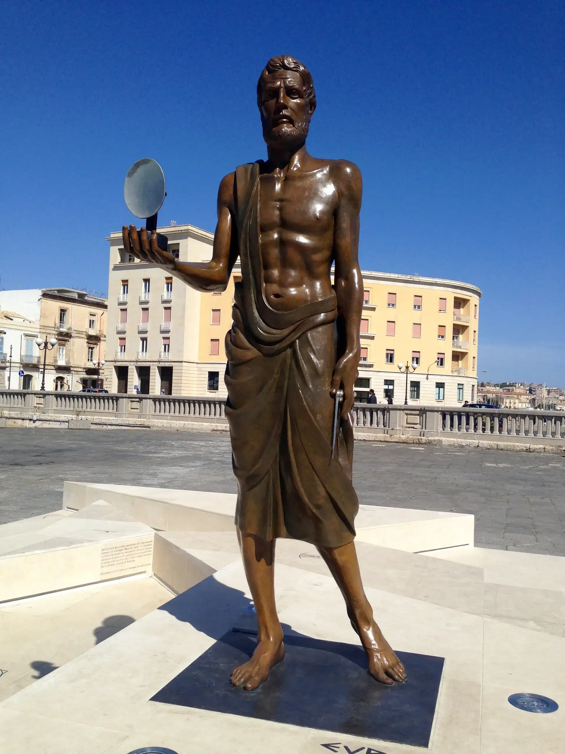 Statue of Archimedes in Syracuse: A Modern Tribute - Sicily