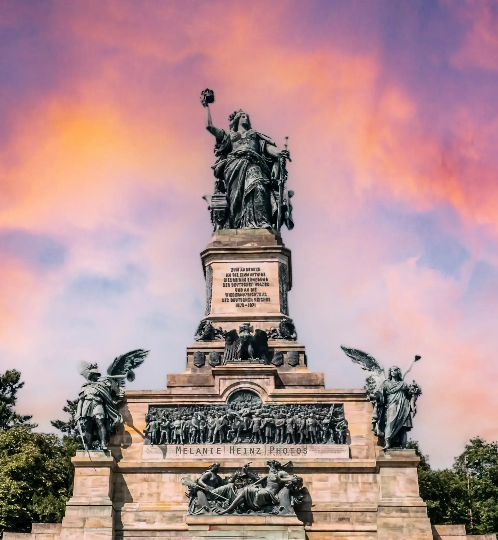 Niederwalddenkmal: Rüdesheim's Ridge Monument - Rudesheim-am-rhein