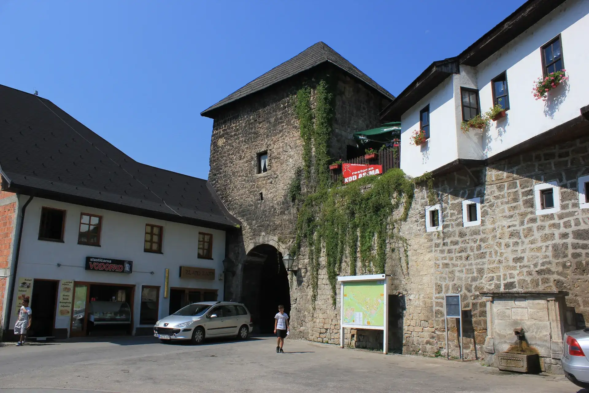 Travnik Gate: Jajce's Ottoman Fortress Entrance - Jajce