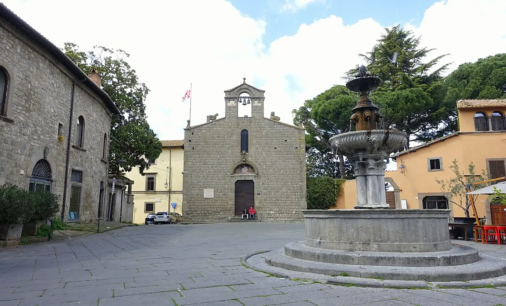 Piazza del Gesù: Historic Medieval Square in Viterbo - Viterbo