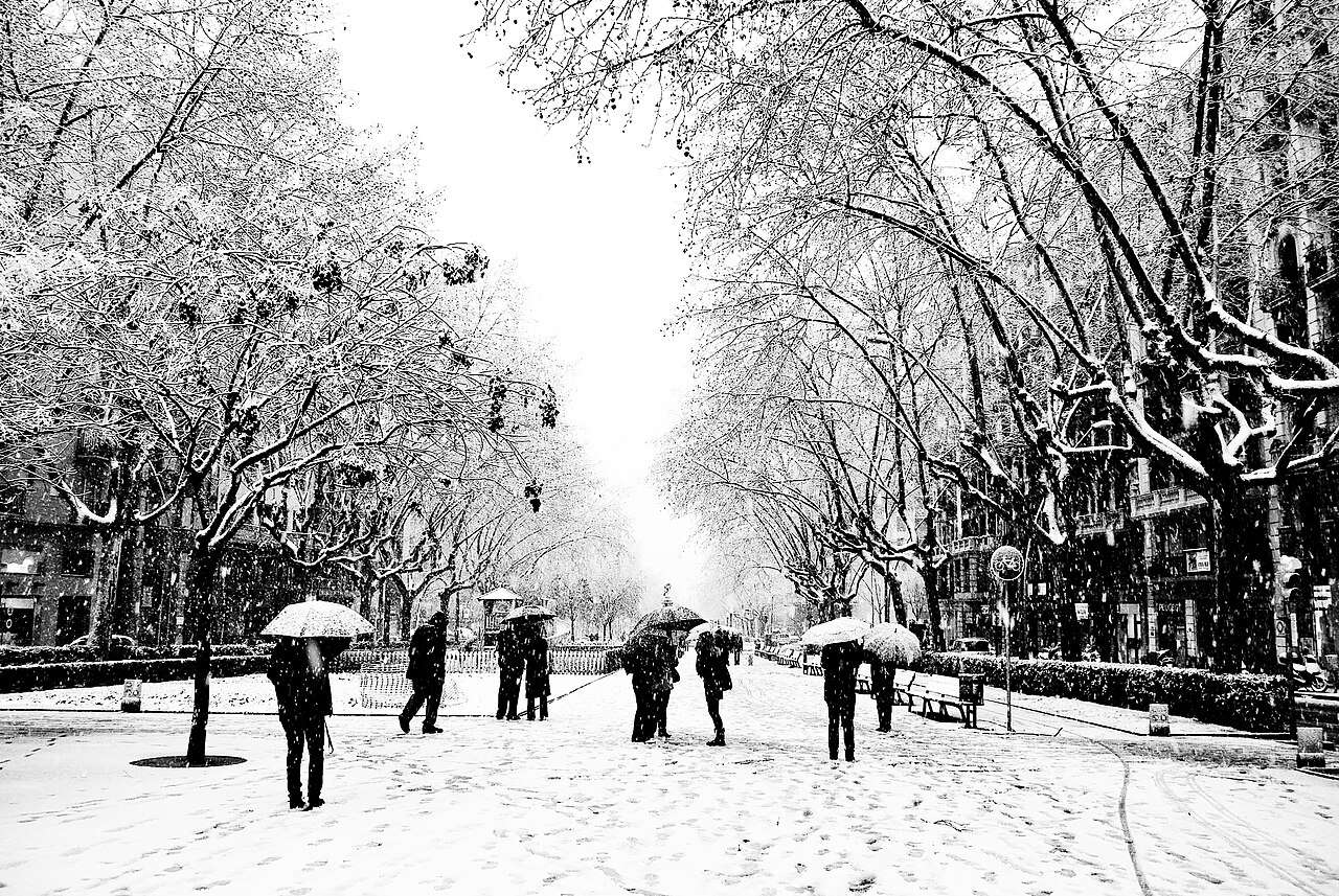 Cover image for Wo du im Winter in der Nähe von Barcelona Schnee und Berge findest